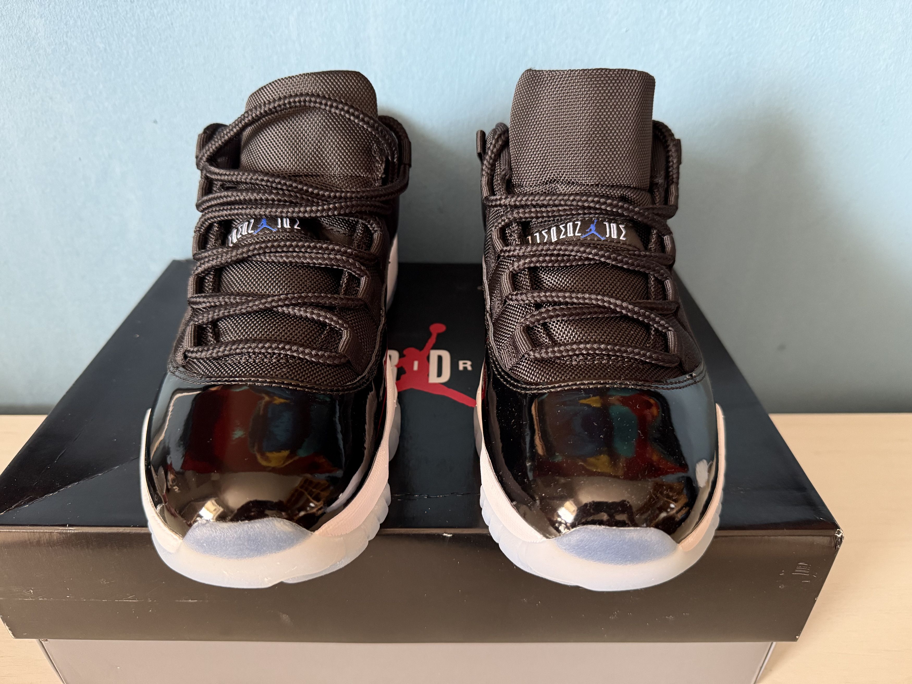 Jordan Brand Air Jordan 11 Low Space Jam Size US 8.5 / EU 41-42 - 5 Thumbnail