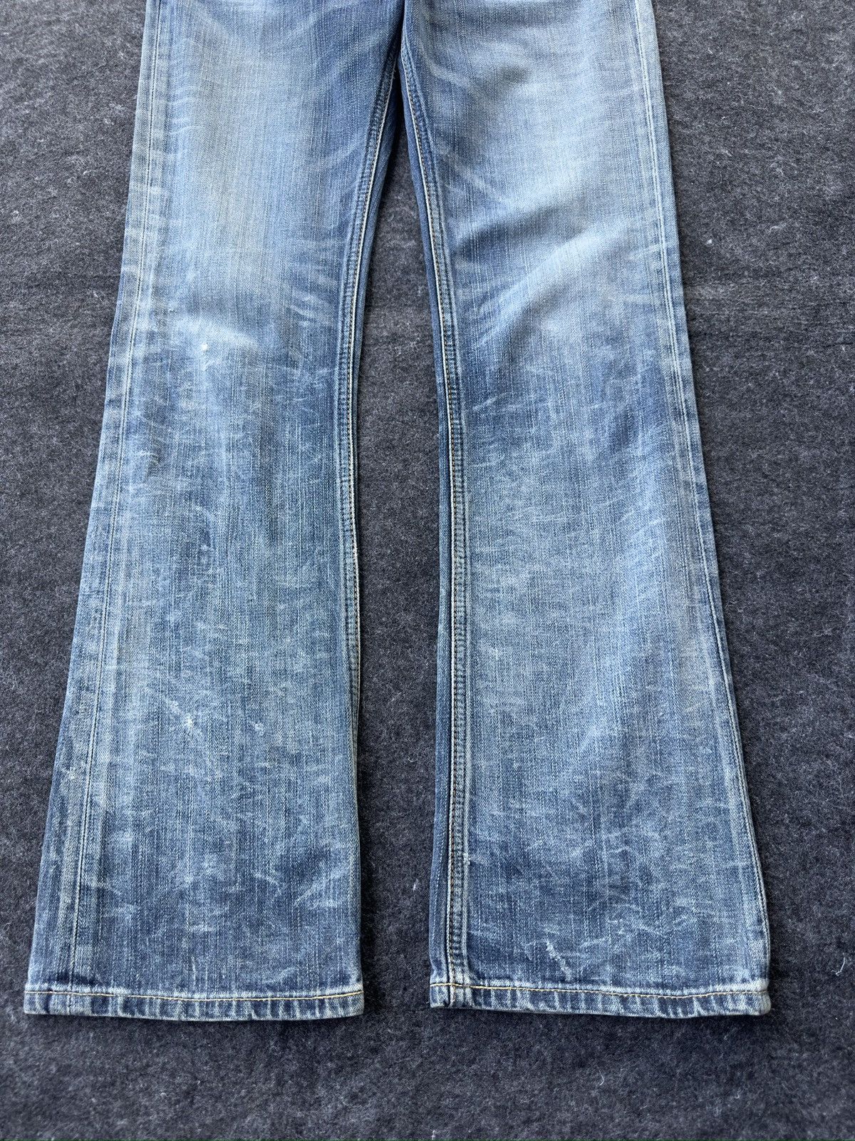 Wrangler Wrangler Flare Faded Washed Vintage Denim D356 Size US 29 - 3 Thumbnail