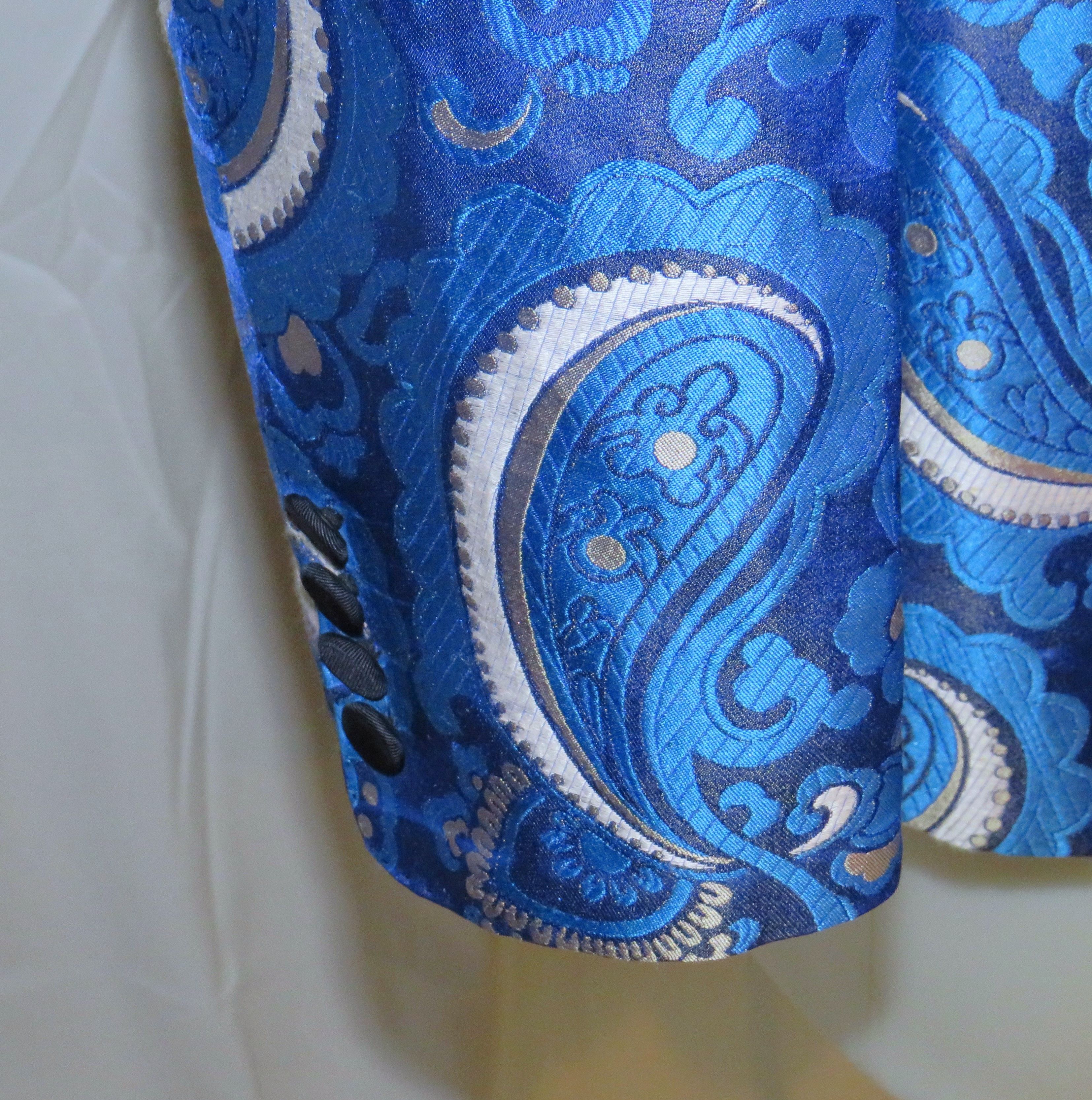 Tom Ford Base A Windsor Blue Paisley Silk Blend Dinner Jacket 46L NWT Size 46L - 9 Thumbnail