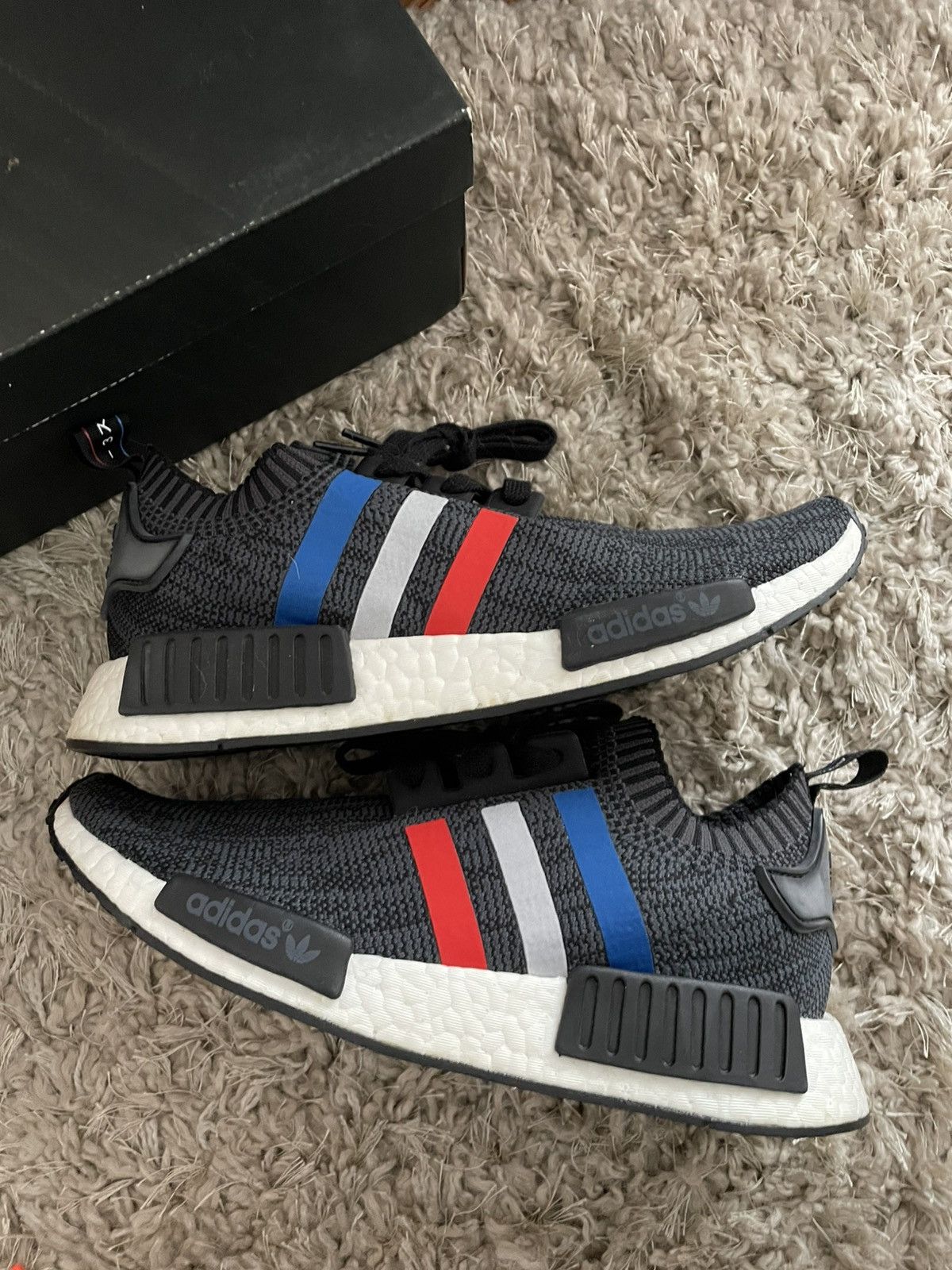 Adidas Adidas nmd Primeknit Tri color Size US 9 / EU 42 - 2 Thumbnail