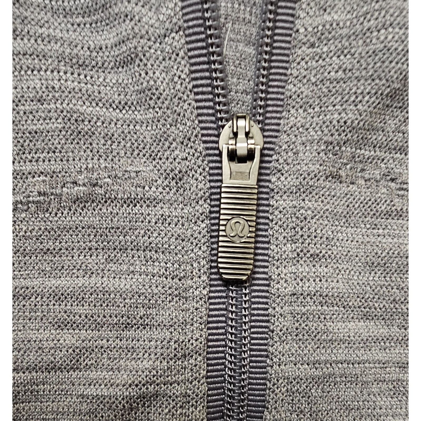 Lululemon Lululemon Swiftly Tech Wool Pullover Seamless Thumbholes Size M / US 6-8 / IT 42-44 - 9 Thumbnail