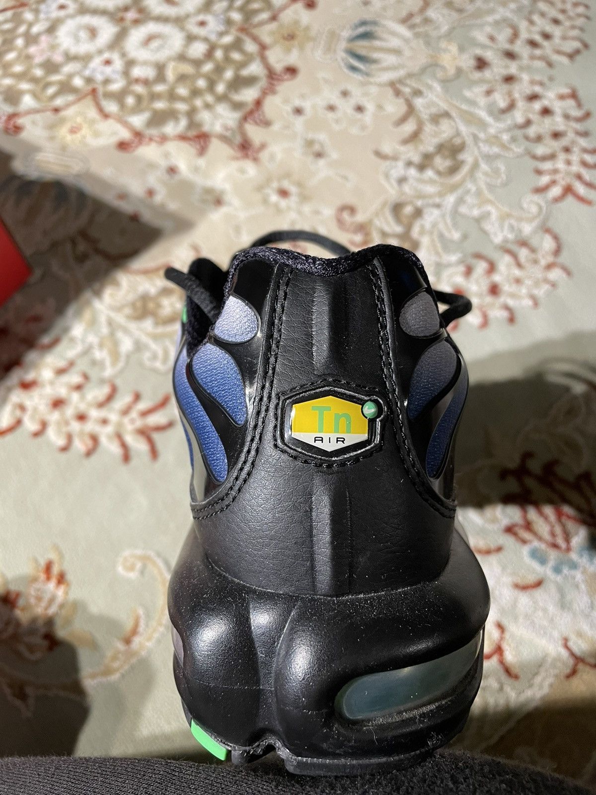 Nike Nike Air Max Plus Size US 9.5 / EU 42-43 - 4 Thumbnail