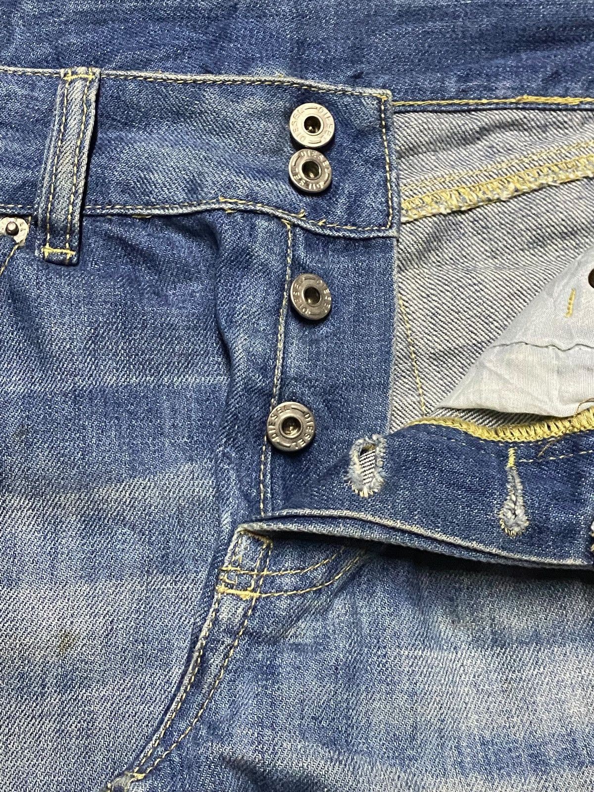 Tornado Mart Vintage Diesel Faded Wash Flare Style Jeans Size US 30 / EU 46 - 7 Thumbnail