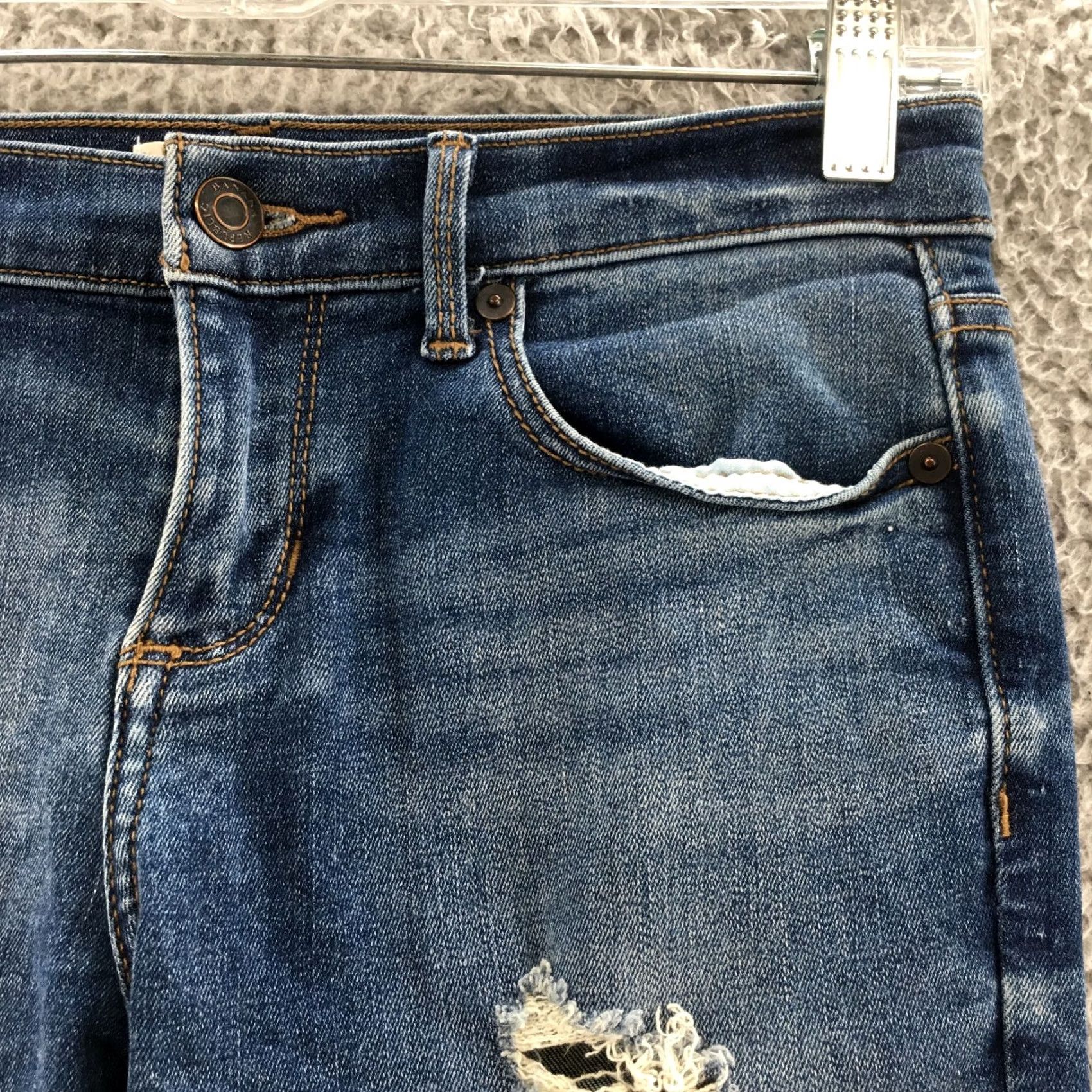 Banana Republic Banana Republic Jeans Womens 24 Straight Denim Blue Distressed 5-Pocket Regular Rise Low Inseam 30.5 inches XXs? Size 42" / US 20 - 5 Thumbnail