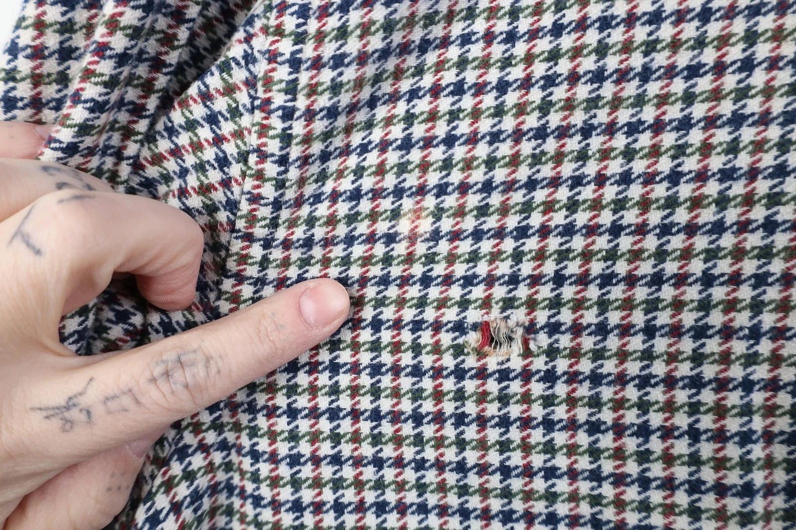 Vintage Vintage 90s Streetwear Houndstooth Flannel Button Down Shirt Size US M / EU 48-50 / 2 - 5 Thumbnail