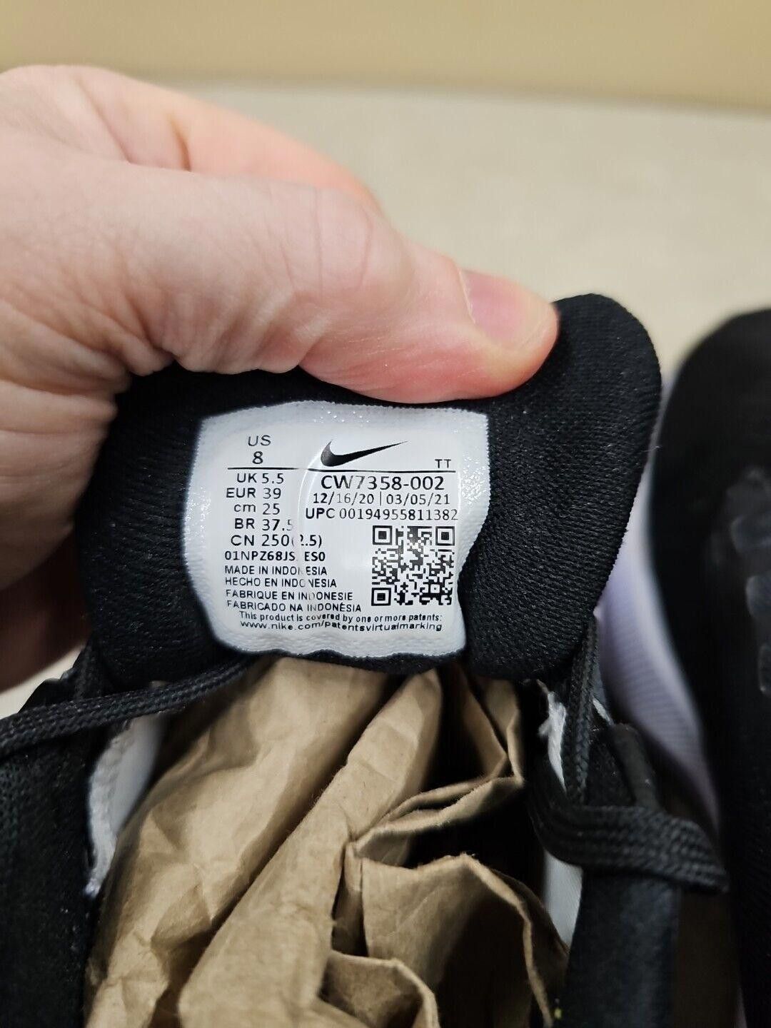 Nike Size 8- Nike Women's Air Zoom Pegasus 37.5 Black White Size US 8 / EU 41 - 4 Thumbnail
