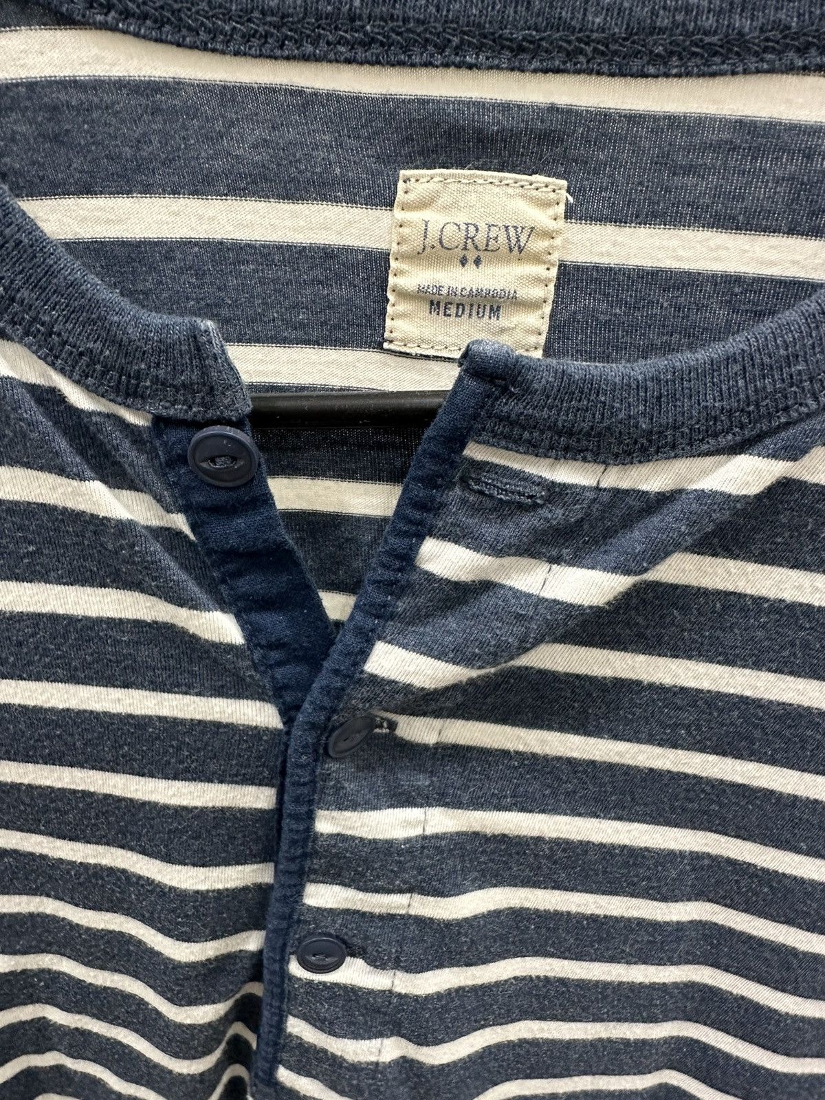 J.Crew J.Crew Blue Striped T Shirt with Buttons Size US M / EU 48-50 / 2 - 2 Thumbnail