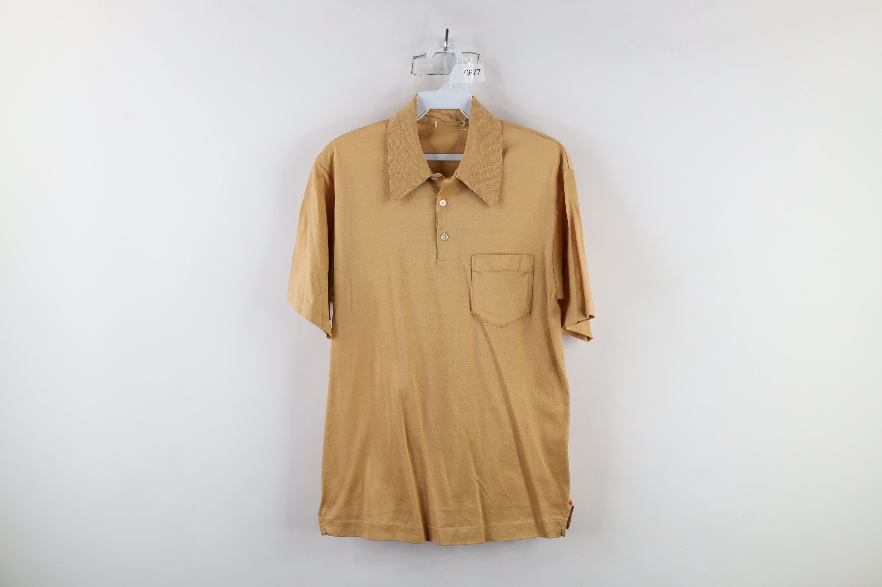 Vintage Vintage 70s Streetwear Knit Collared Pocket Polo Shirt Beige Size US S / EU 44-46 / 1 - 1 Thumbnail
