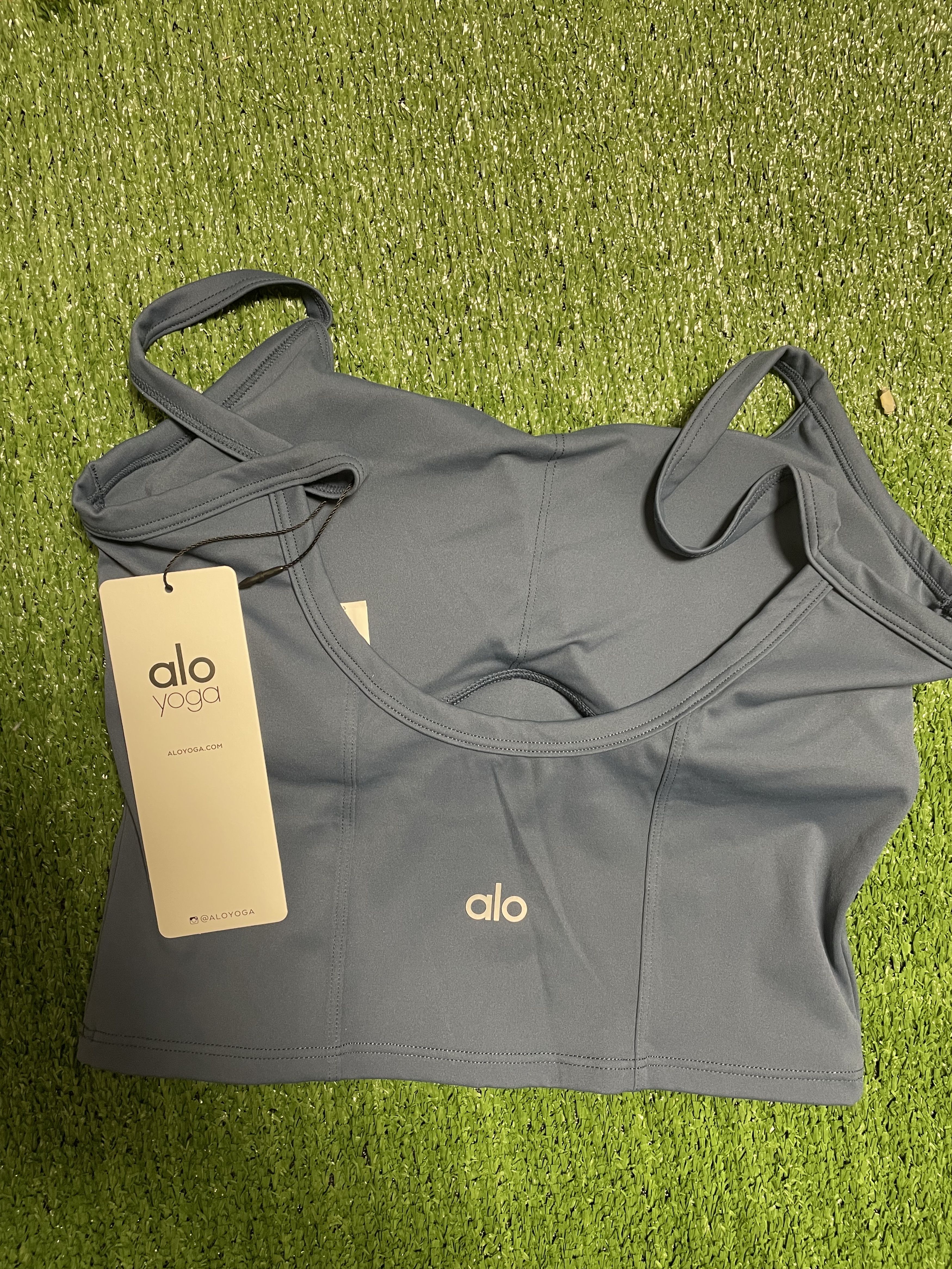 Alo Yoga NWT Alo Yoga Blue Sports Bra & Scrunch Butt Shorts Workout Size M / US 6-8 / IT 42-44 - 11 Thumbnail