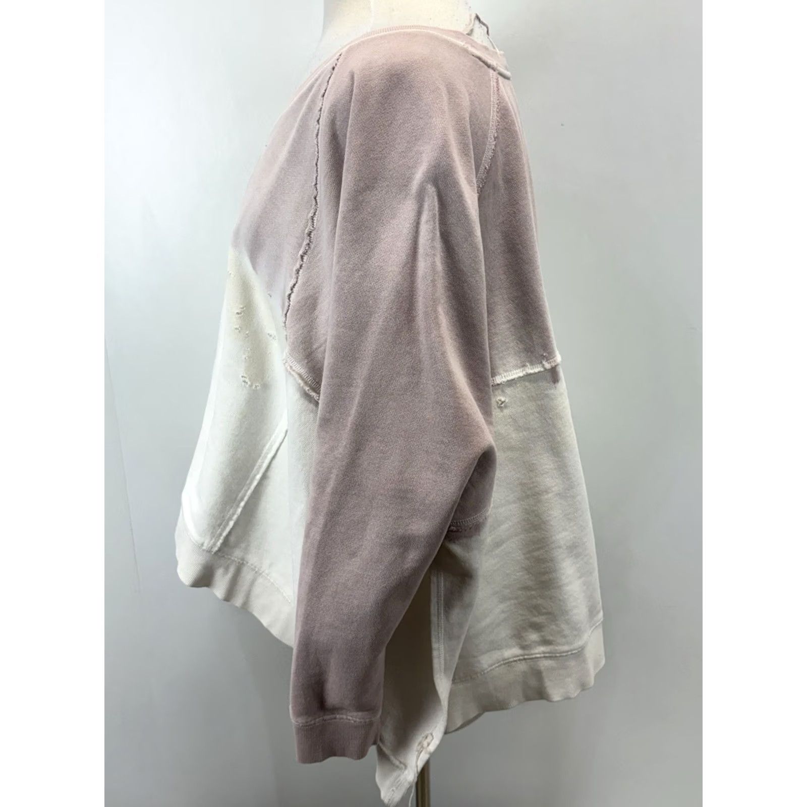 Free People VINTAGE Free People Oversized Sweatshirt Small Tie Dye Pink Boho Womens Baggy Distressed Pullover Long Sleeve Regular Size XS? Size S / US 4 / IT 40 - 2 Thumbnail