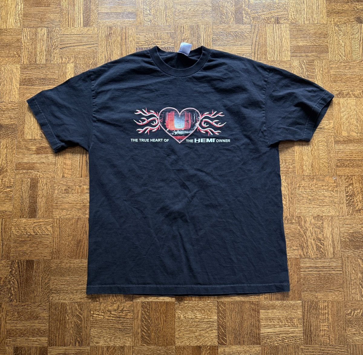Vintage Vintage Y2K Heart of a Hemi Owner Graphic Tee Size US XL / EU 56 / 4 - 2 Thumbnail