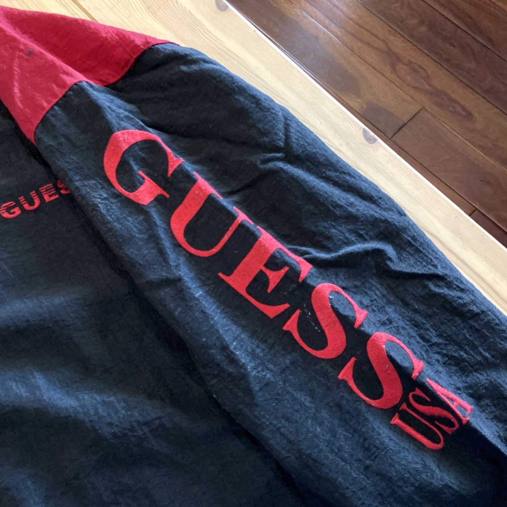 Guess VINTAGE Guess Jeans USA Windbreaker Jacket Nylon Black L Mens Size US L / EU 52-54 / 3 - 7 Thumbnail