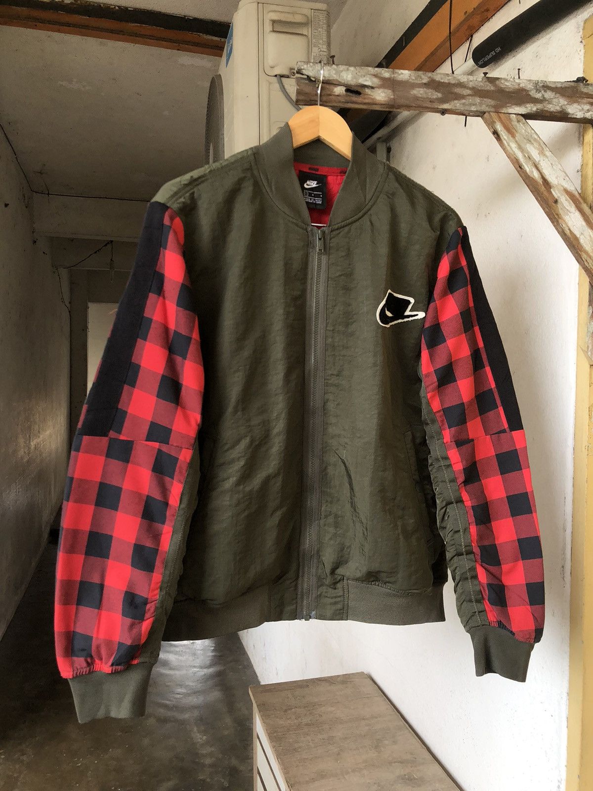 Nike On Fire🔥 Nike x NSW Gothic Style Bomber Jacket Size US L / EU 52-54 / 3 - 3 Thumbnail