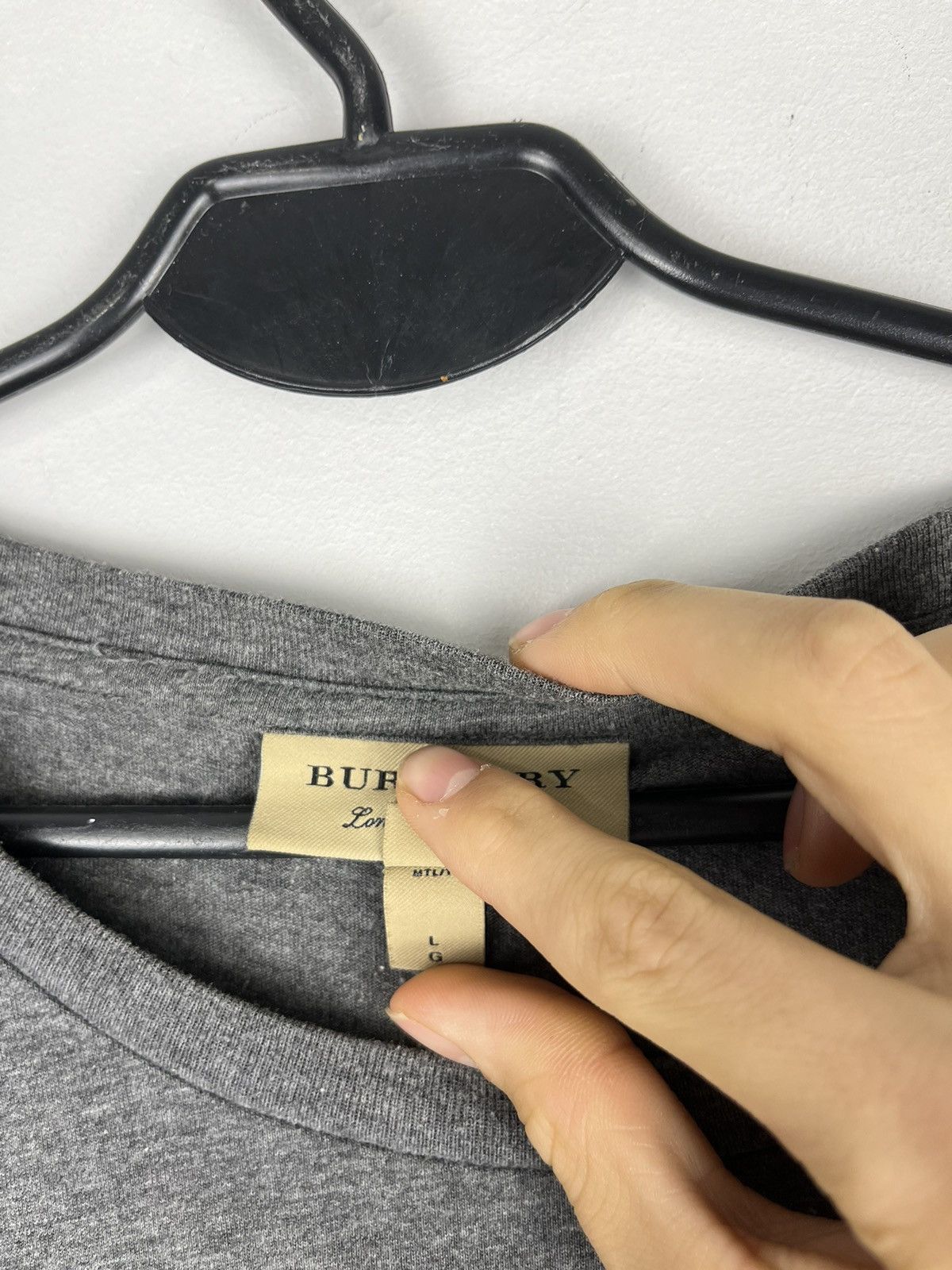 Burberry × Vintage Burberry London grey t-shirt Size US L / EU 52-54 / 3 - 5 Thumbnail