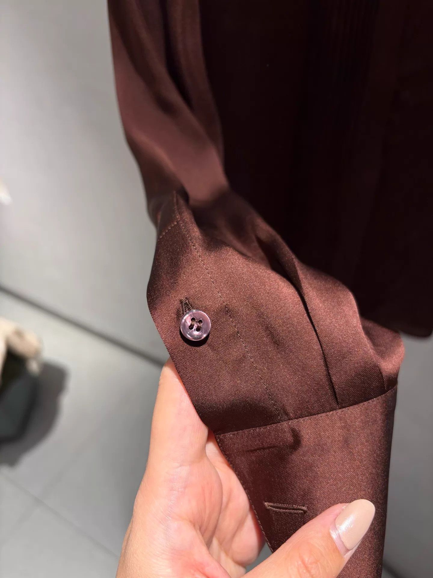 Loro Piana Loro Piana Deep Chocolate 100% Silk Shirt 40 Size S / US 4 / IT 40 - 4 Thumbnail