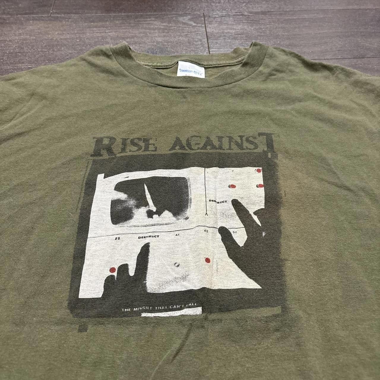 Designer Vintage rise against t shirt 00s M Size US M / EU 48-50 / 2 - 1 Thumbnail