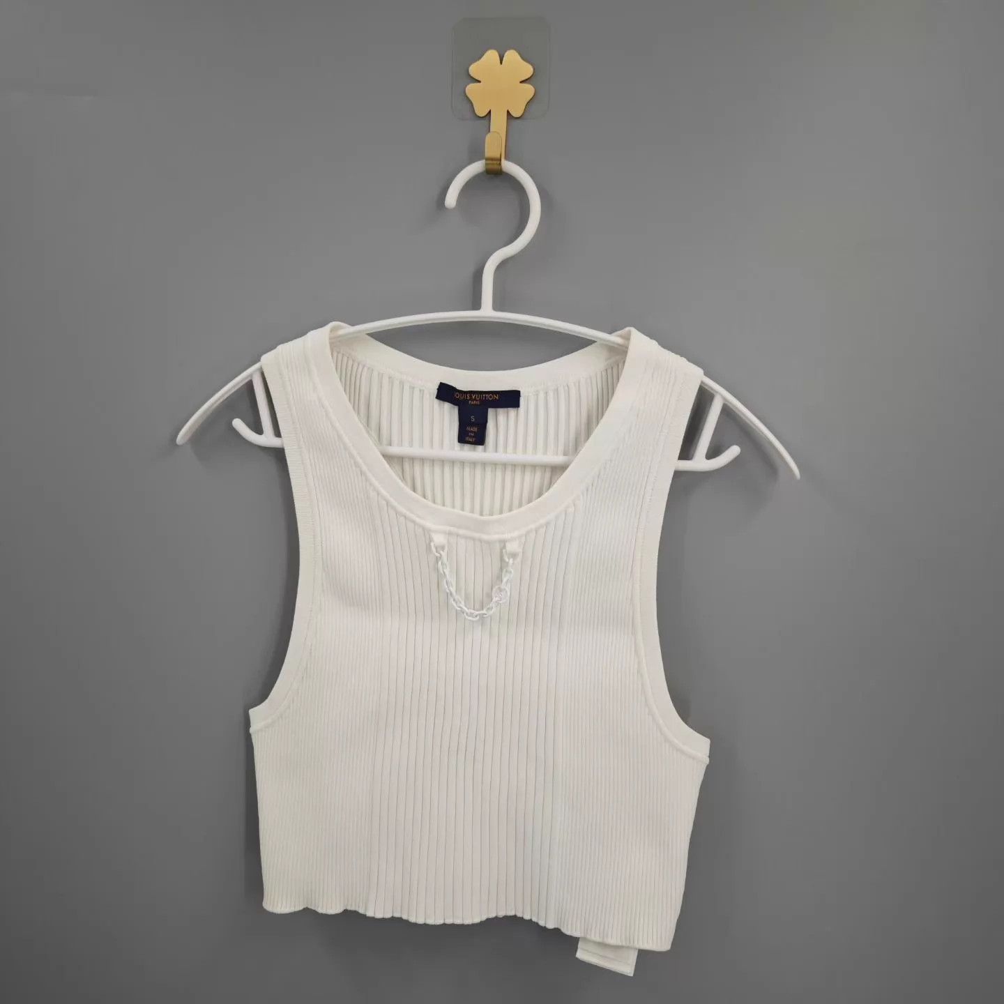Louis Vuitton Louis Vuitton women's white knit vest S Size S / US 4 / IT 40 - 1 Thumbnail