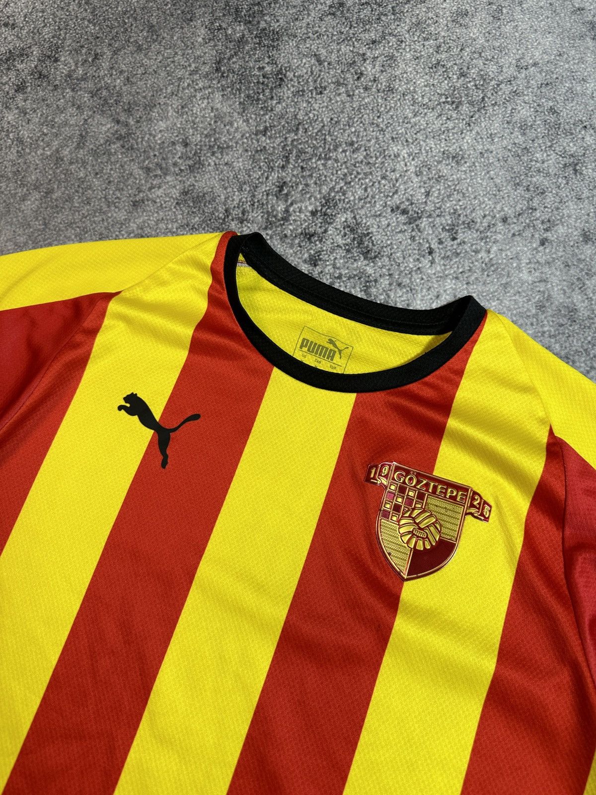 Puma Puma Göztepe Soccer Jersey Streetwear Rare Style M Size US M / EU 48-50 / 2 - 2 Thumbnail