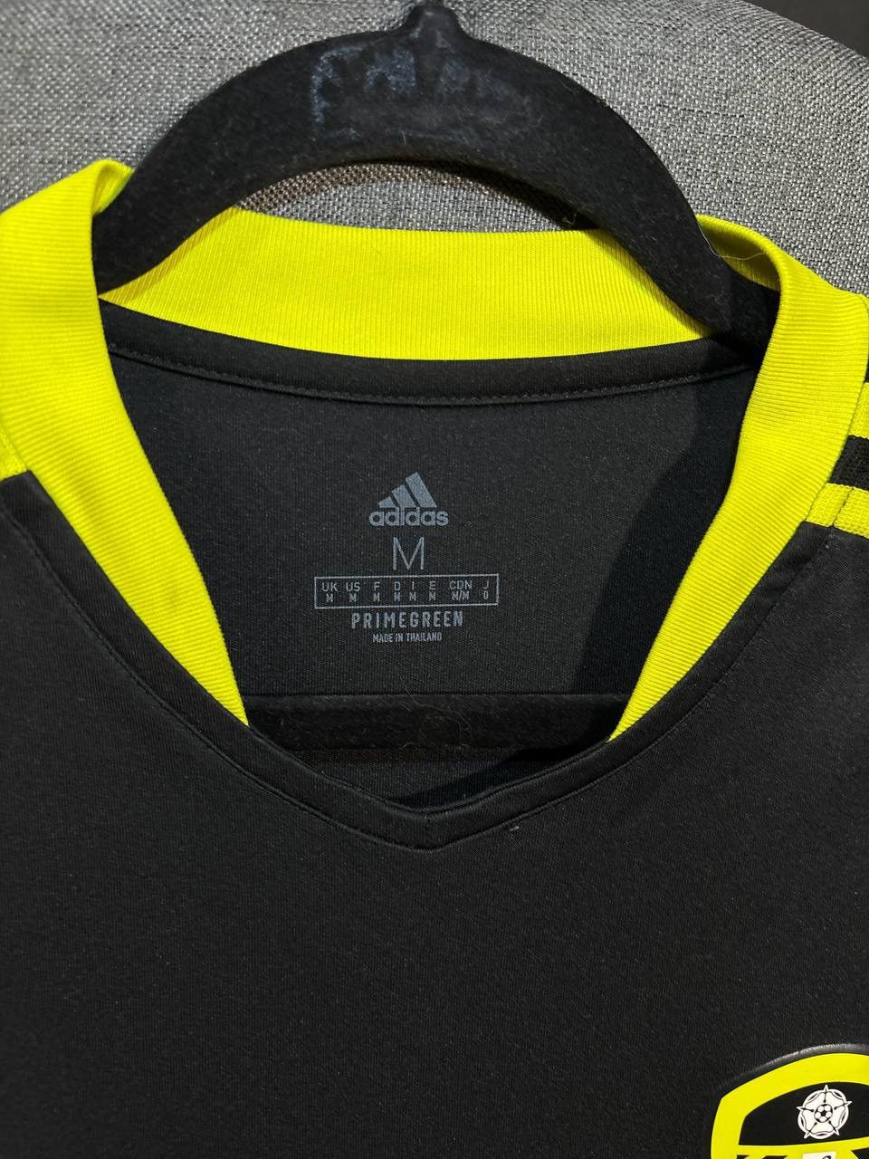 Adidas Adidas Leeds United soccer jersey Size:M Size US M / EU 48-50 / 2 - 5 Thumbnail