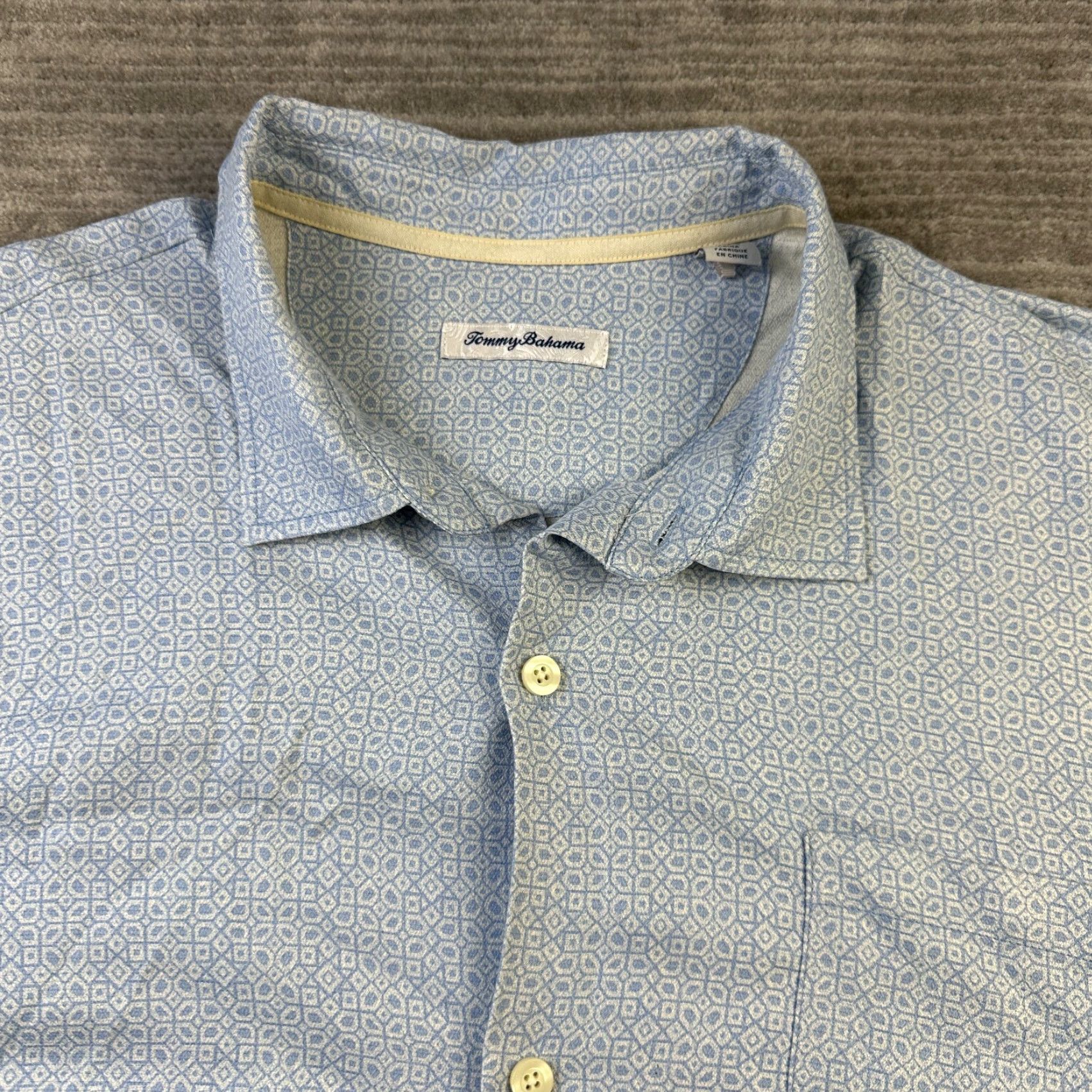 Tommy Bahama Tommy Bahama Shirt Mens 3XL Blue Geometric Camp Button Up Silk Shirt Size US XXL / EU 58 / 5 - 3 Thumbnail