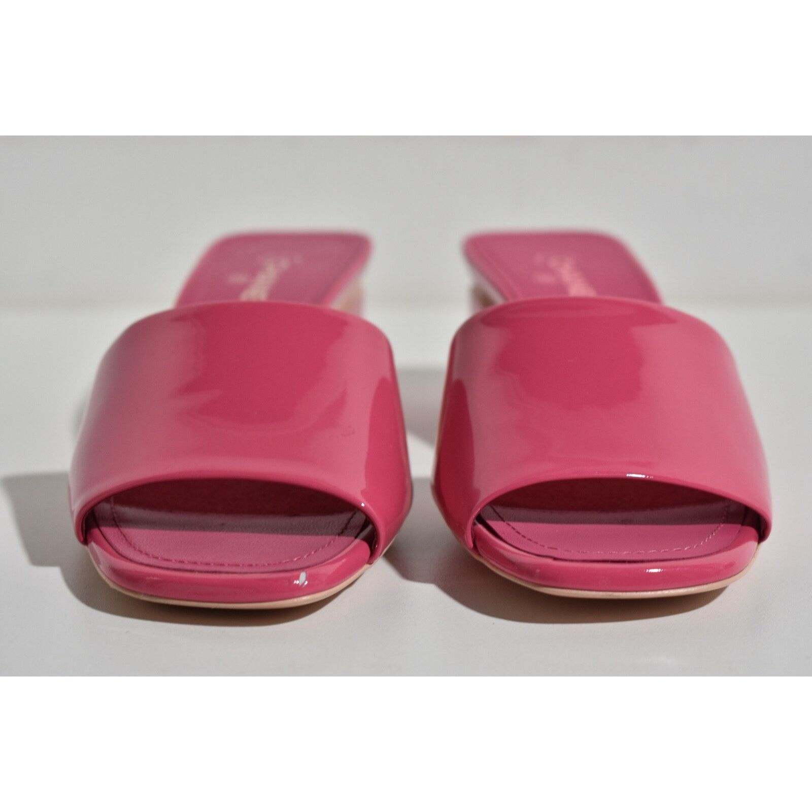 Chanel Chanel 22C Dark Light Pink Patent Calf CC Logo Mule Slide Size US 5 / IT 35 - 4 Thumbnail