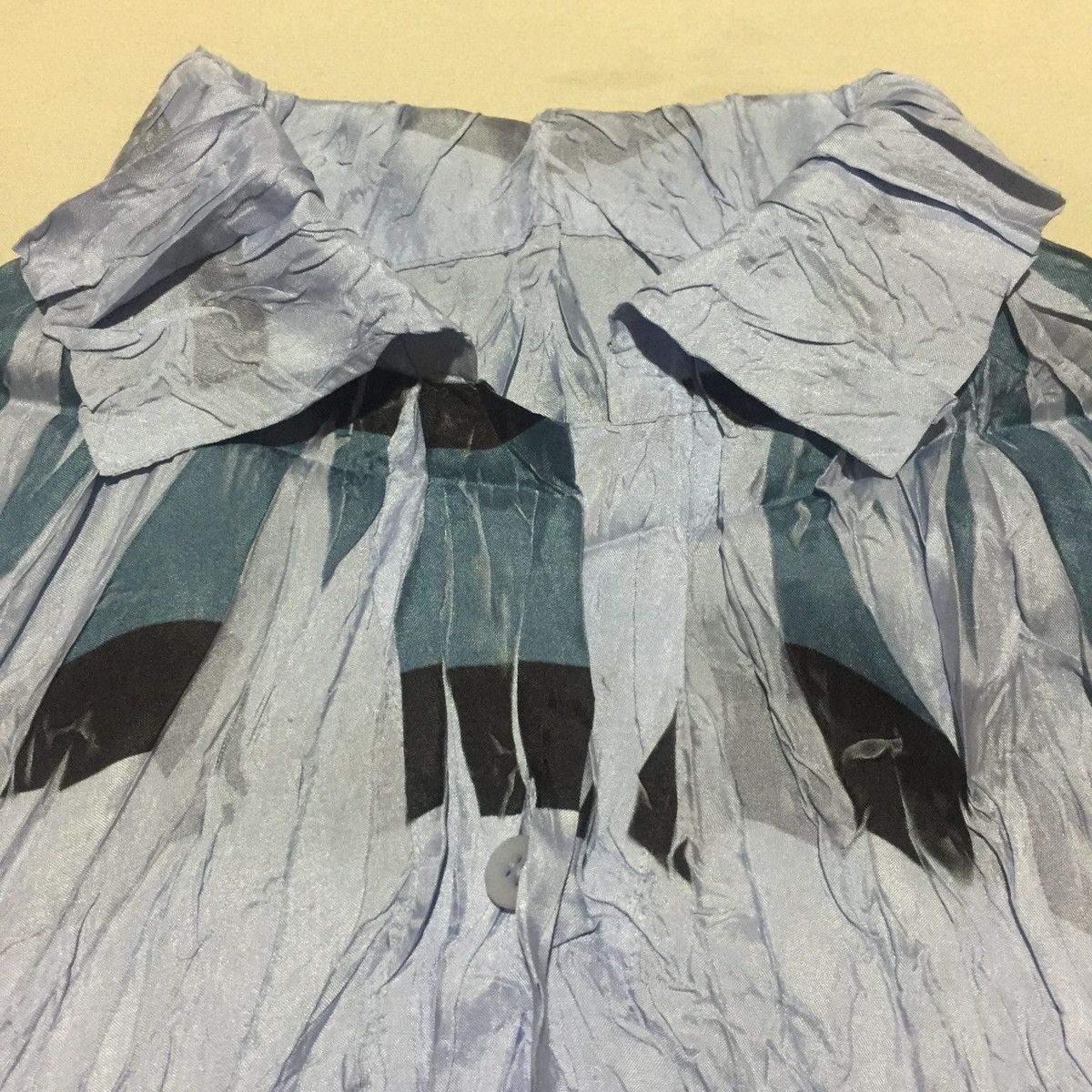 Pleats Please Issey Miyake PLEATS PLEASE ISSEY MIYAKE Short Sleeve Blouse Pleated Size M / US 6-8 / IT 42-44 - 2 Thumbnail