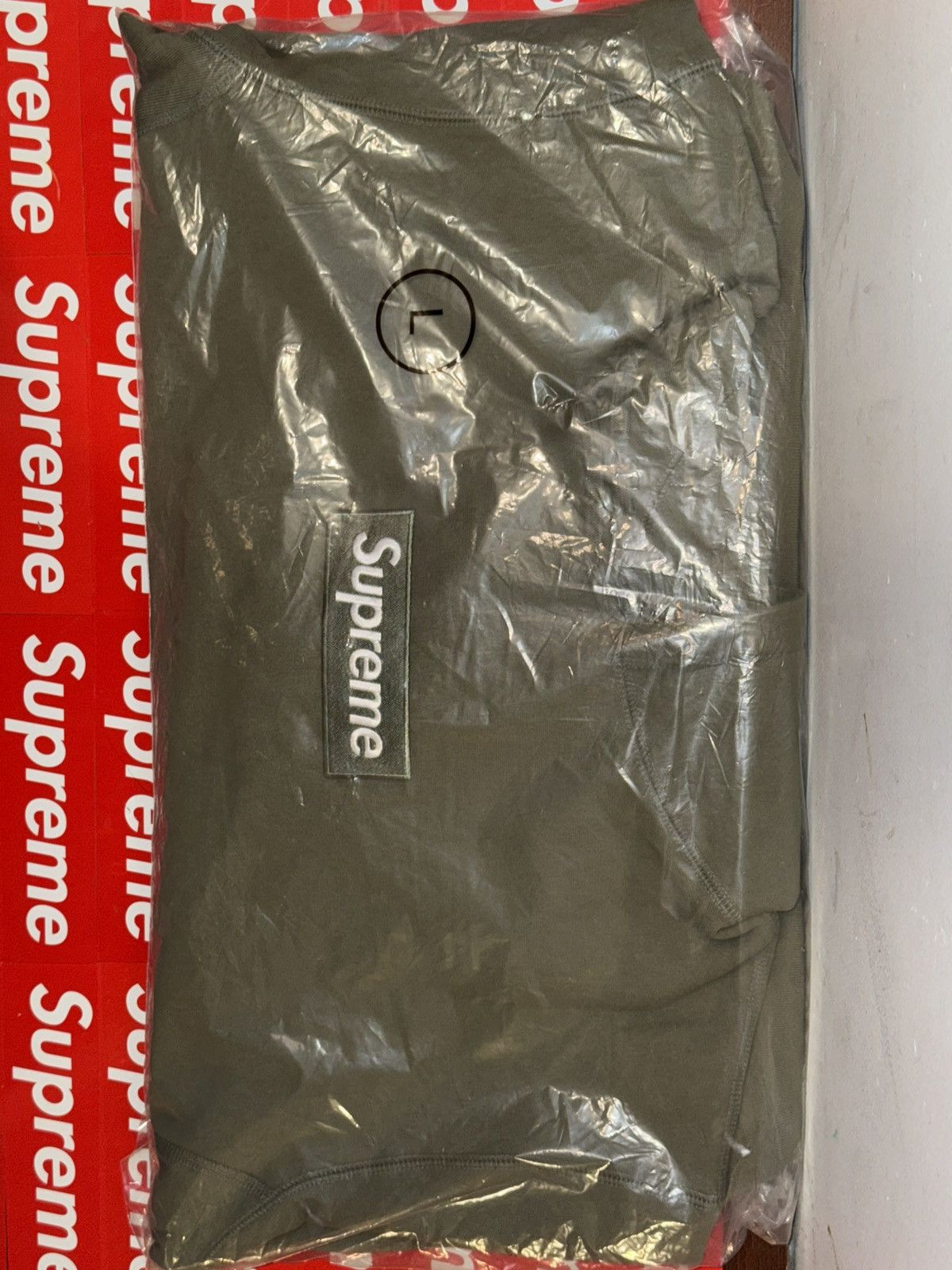 Supreme Supreme Box Logo Hooded Sweatshirt Size US L / EU 52-54 / 3 - 3 Thumbnail