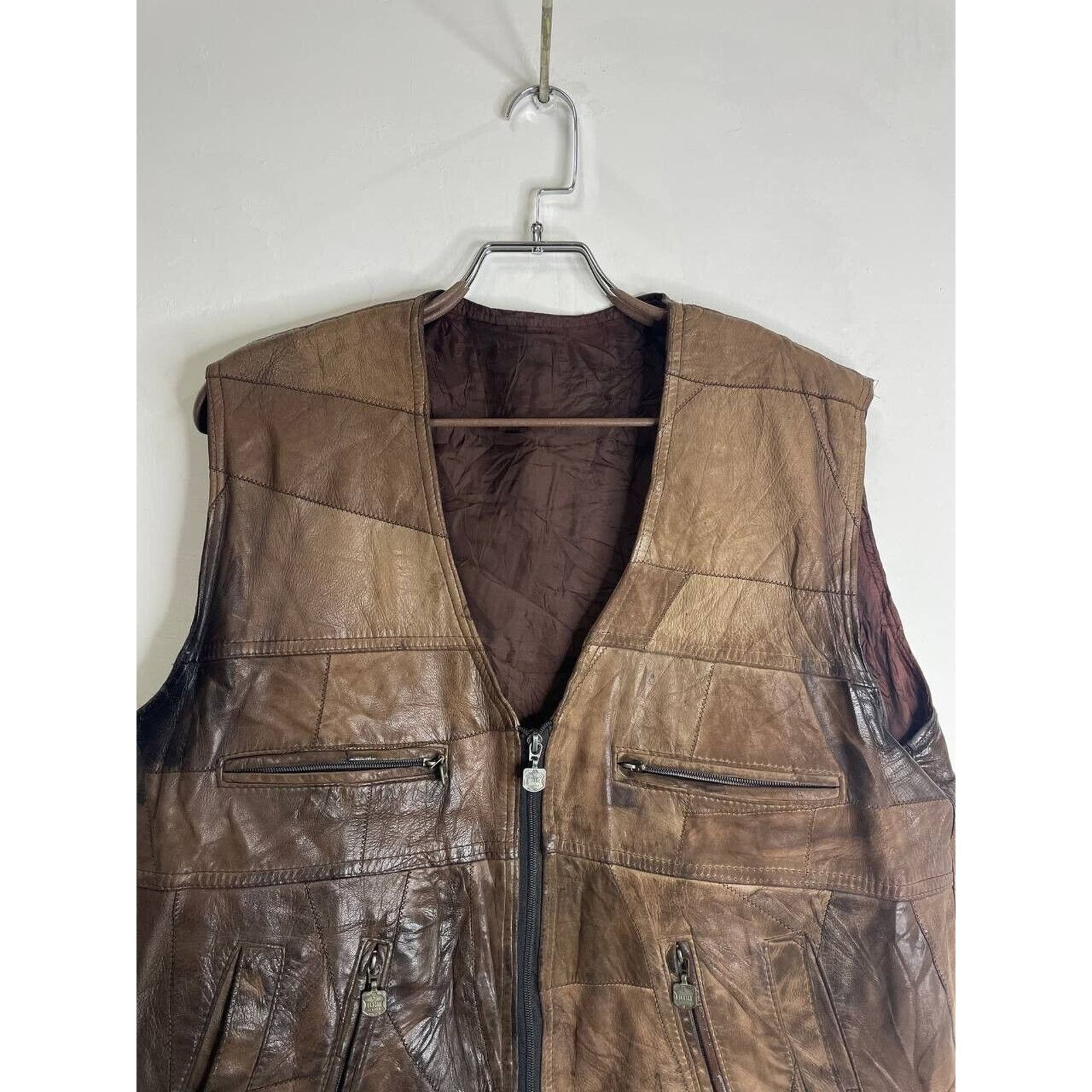Vintage Vintage Brown Leather Patchwork Vest with Multiple Pockets Size US L / EU 52-54 / 3 - 5 Thumbnail