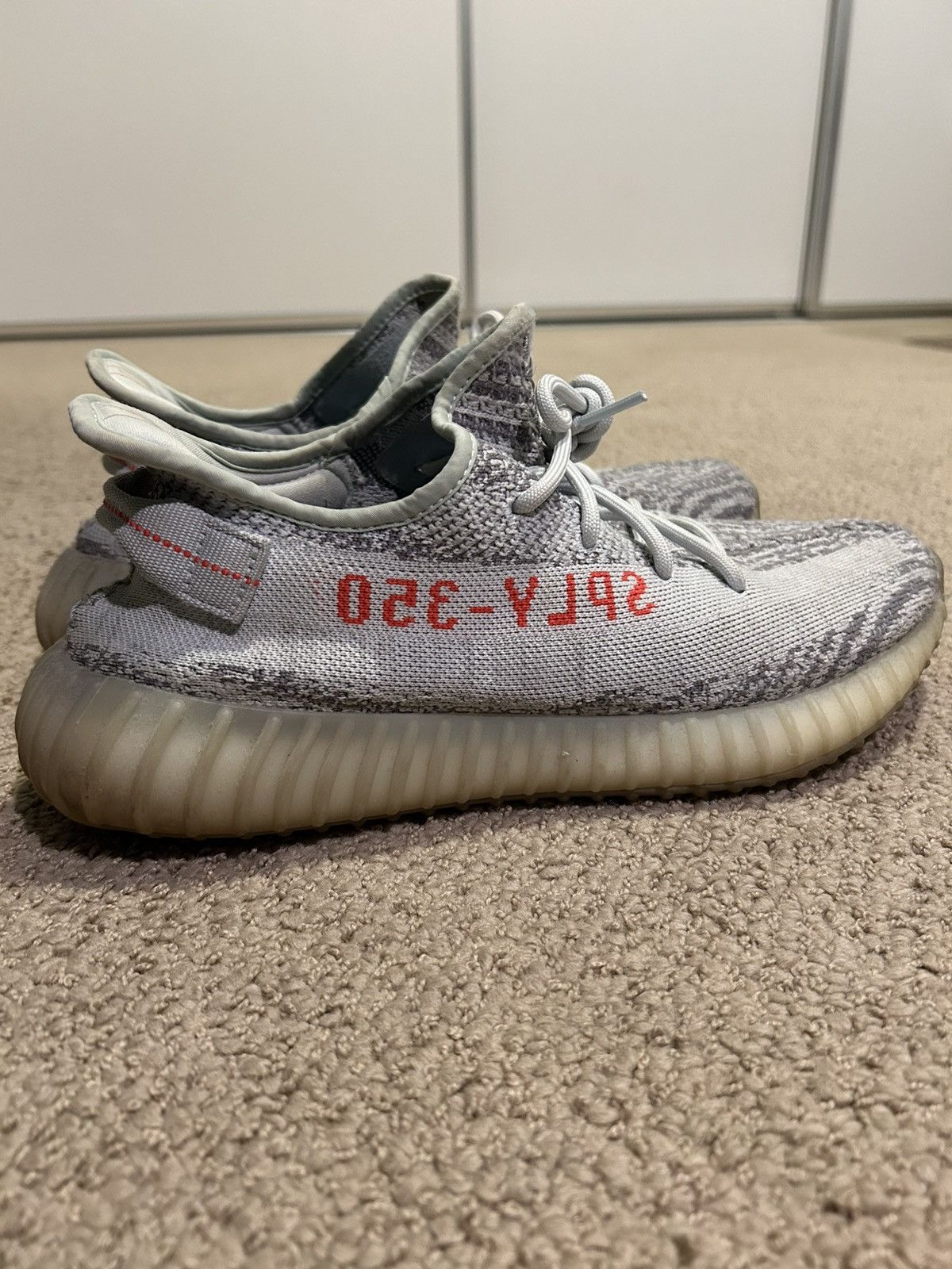 Yeezy Adidas Yeezy 350 BOOST V2 Blue Tint Men’s Size 11 Size US 11 / EU 44 - 1 Thumbnail
