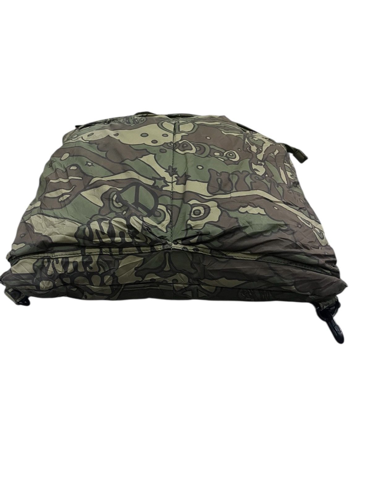 Hysteric Glamour HYSTERIC GLAMOUR CAMOUFLAGE GRAPHIC PATRERN 2WAY BACKPACK Size ONE SIZE - 10 Thumbnail