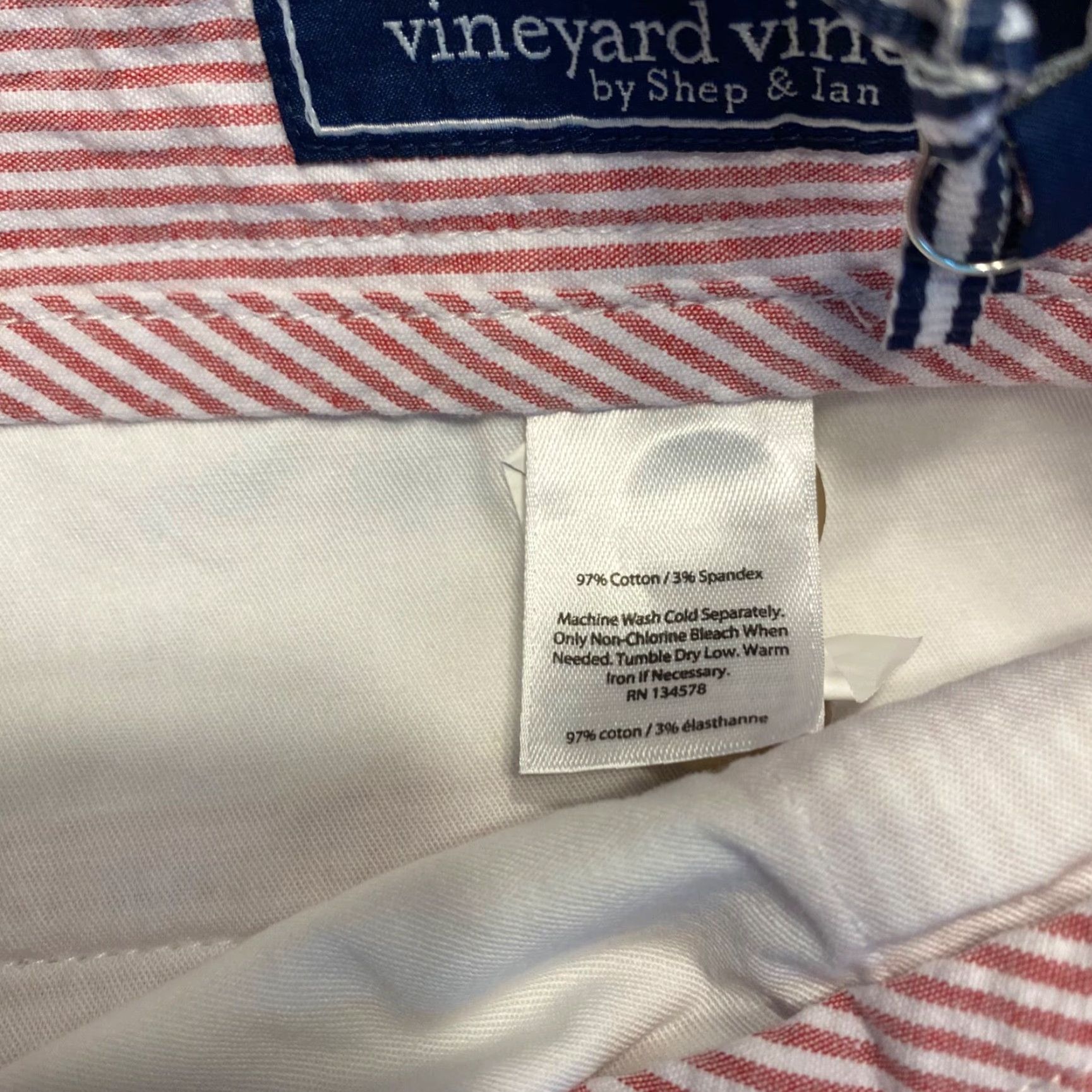 Vineyard Vines NEW Vineyard Vines 9" Club Shorts Mens 30 Red White Lighthouse Striped Size US 30 / EU 46 - 3 Thumbnail