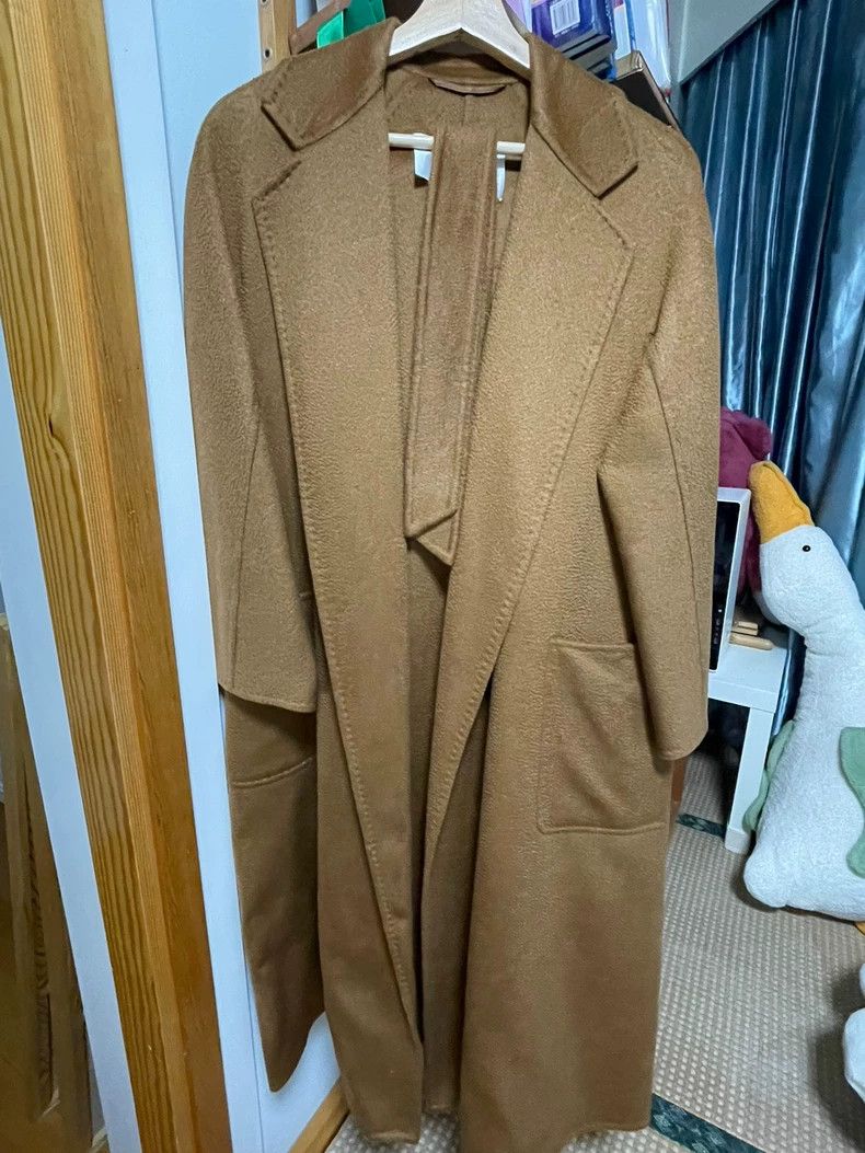 Max Mara Max Mara Classic Bathrobe Style Size XS / US 0-2 / IT 36-38 - 1 Thumbnail