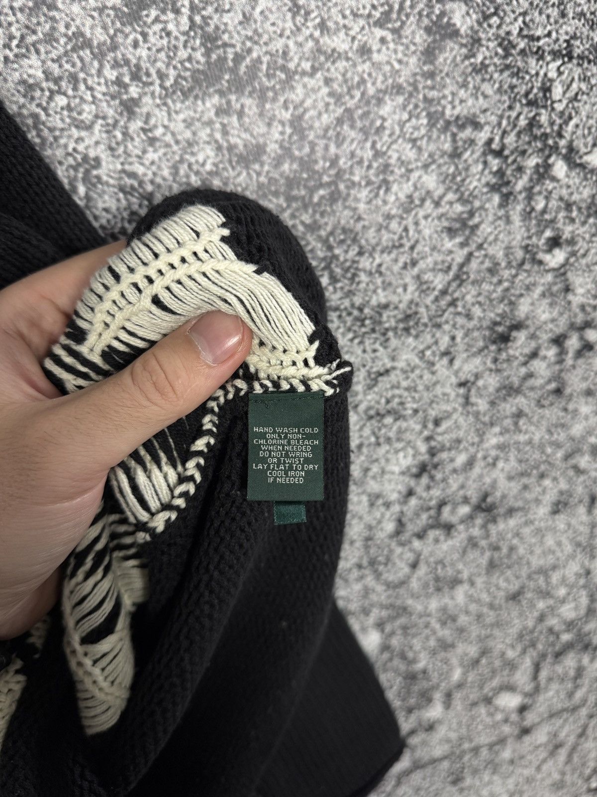 Ralph Lauren LRL Lauren Jeans Co Ralph Lauren Knit Sweater Aztec Pattern Size M / US 6-8 / IT 42-44 - 8 Thumbnail
