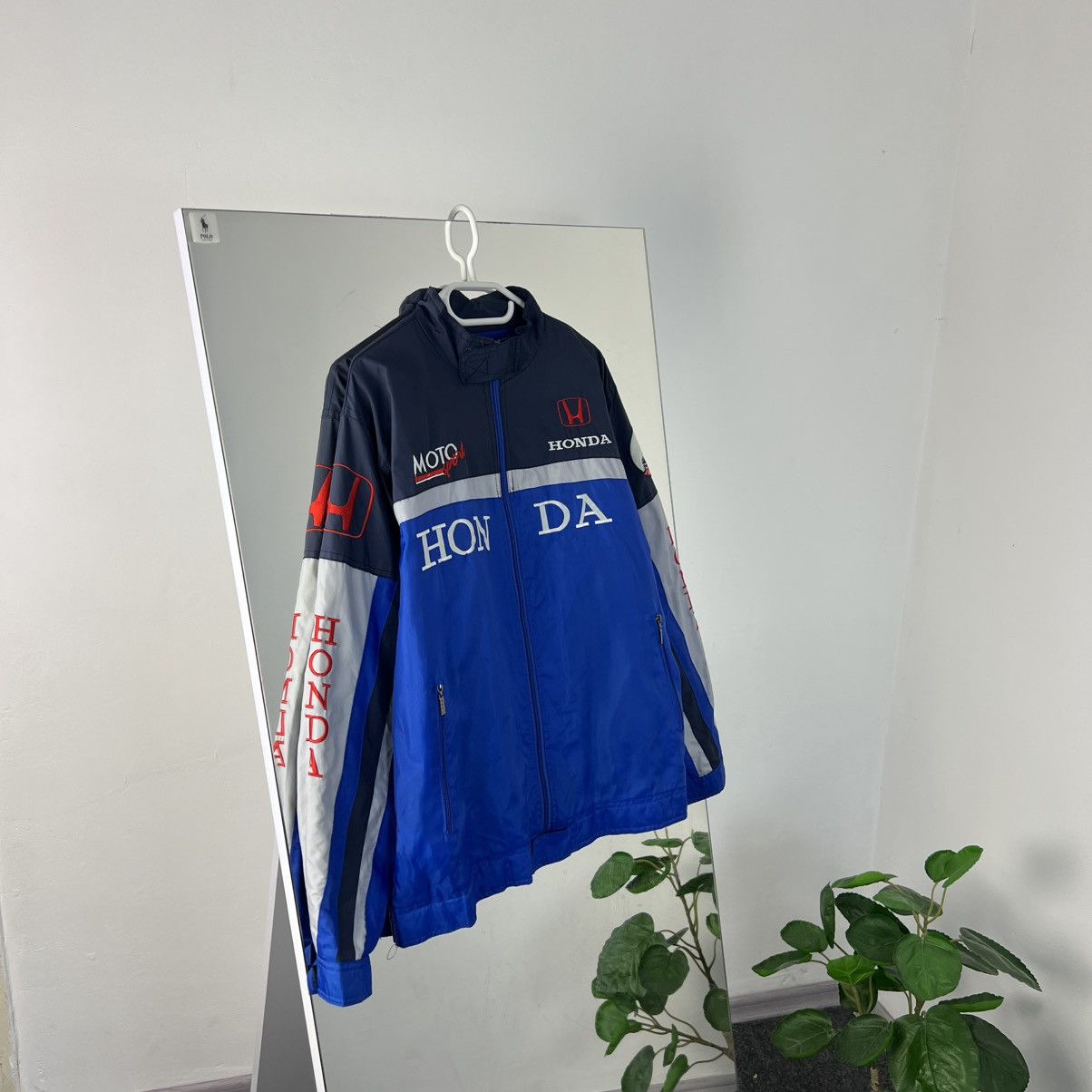 Honda Vintage Y2K Honda Big Embroidered Logo Zip Up Jacket Size US L / EU 52-54 / 3 - 1 Thumbnail