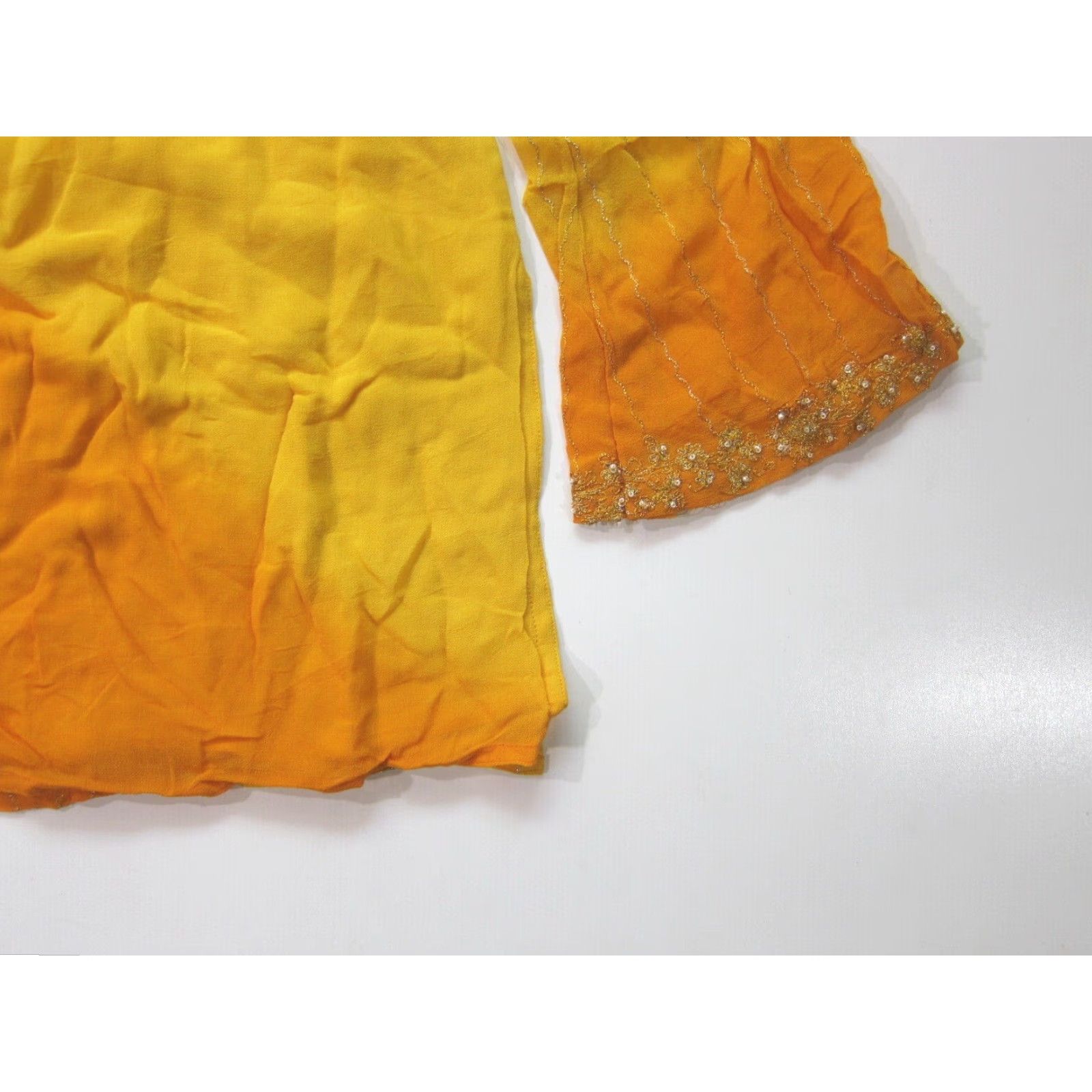 Vintage VINTAGE Handmade Yellow Gold Beaded Ethnic Rayon Tunic Blouse Women S-M Size M / US 6-8 / IT 42-44 - 5 Thumbnail