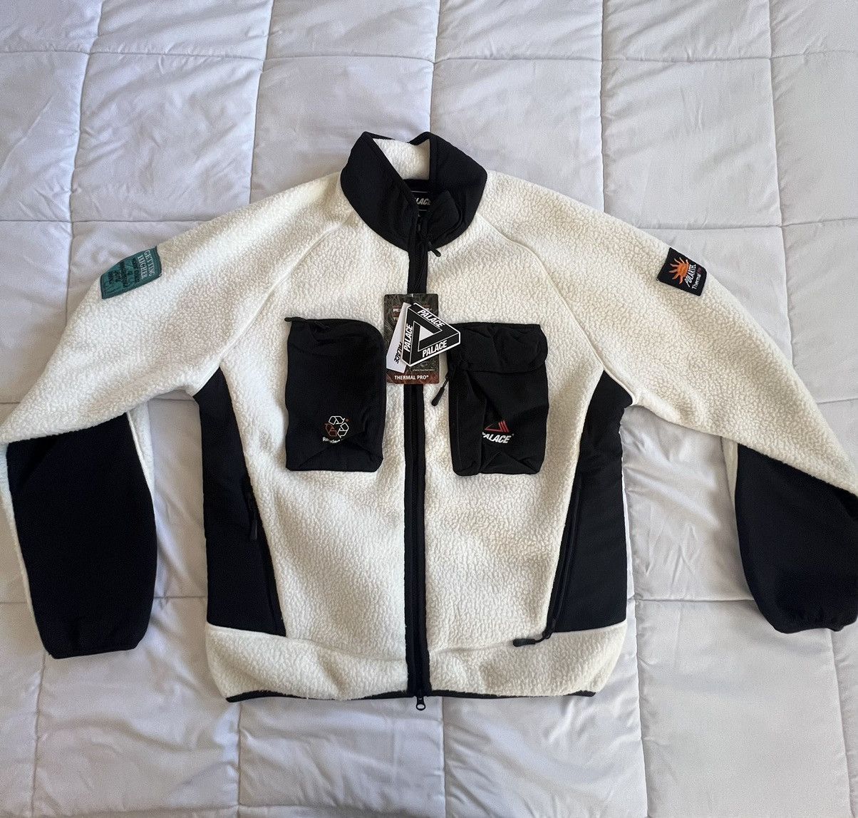 image of Palace Go Go Fleece in White, Men's (Size Large)