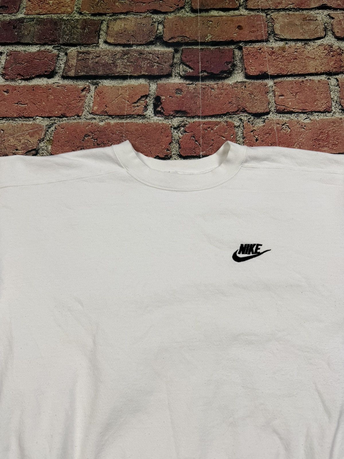 Nike Vintage Nike Mini Swoosh Spell Out Crewneck Sweatshirt 80s Size US L / EU 52-54 / 3 - 5 Thumbnail