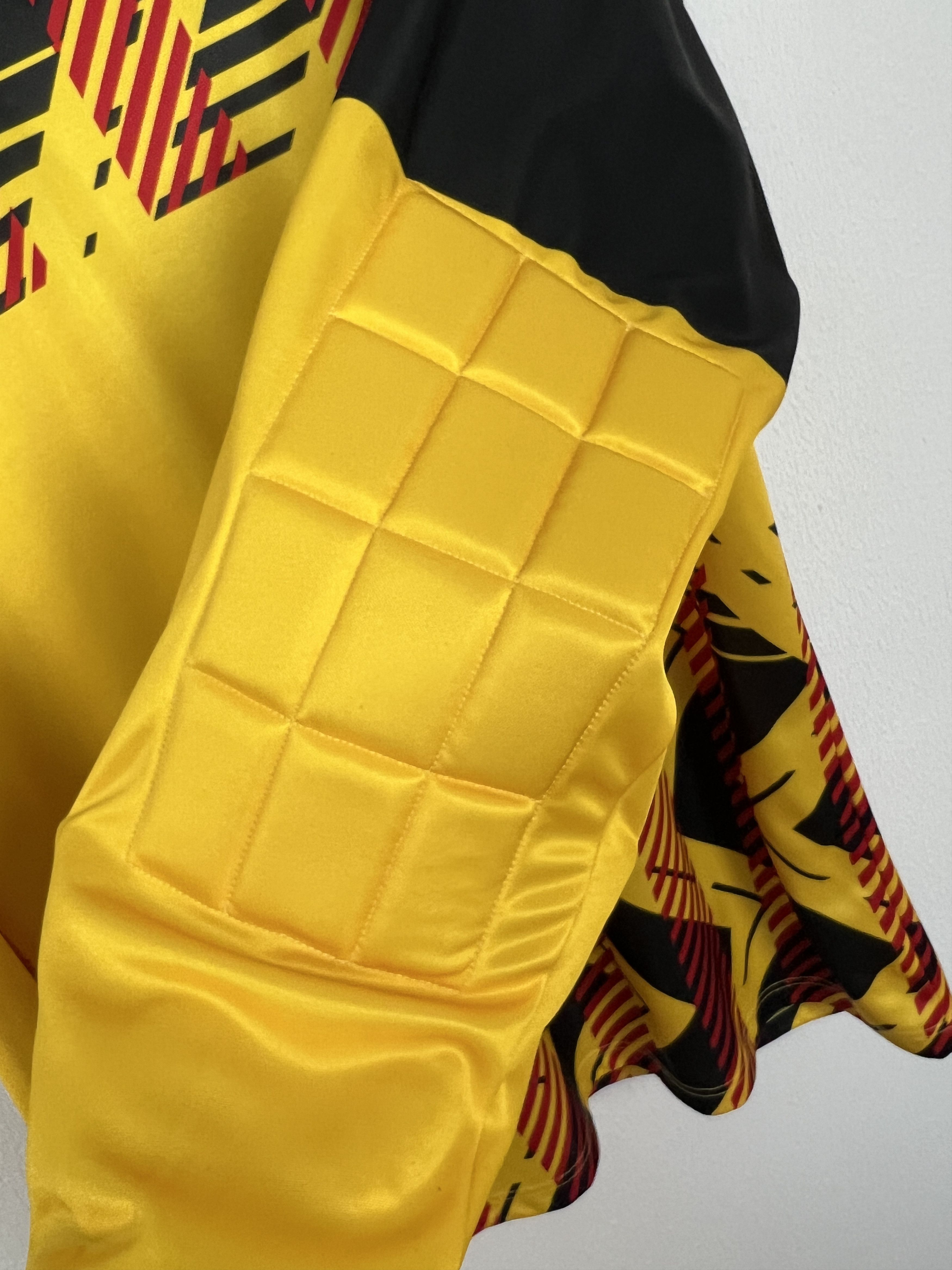 Adidas Vintage Adidas Nike Football Goalkeeper Template Tee Shirt Size US M / EU 48-50 / 2 - 5 Thumbnail