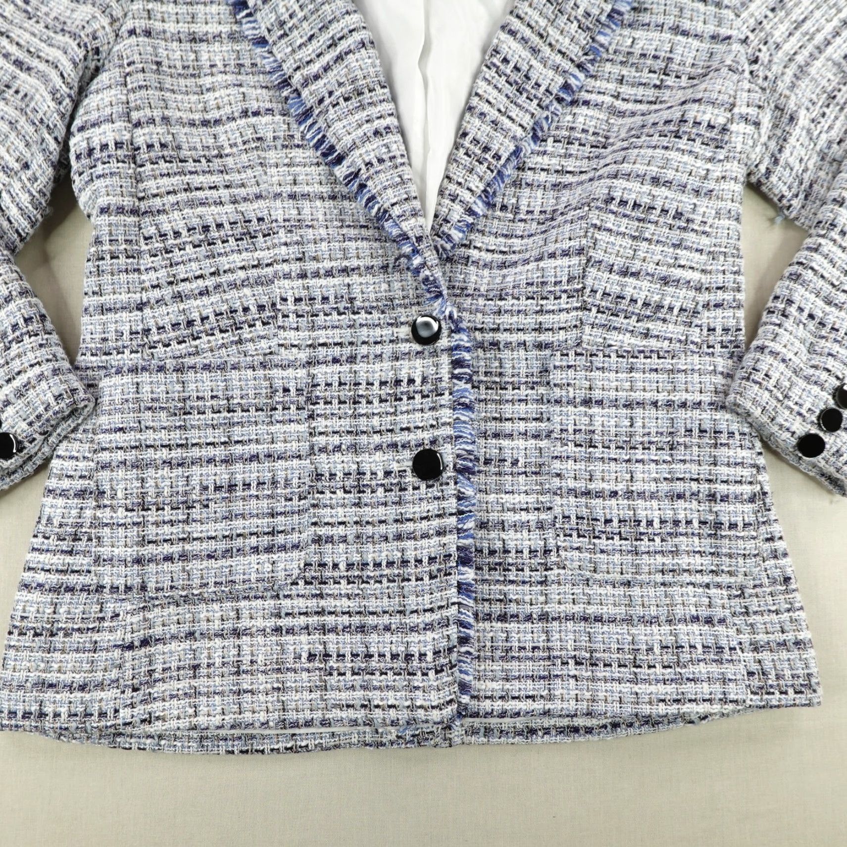 Karl Lagerfeld Karl Lagerfeld Blazer Womens 6 Blue White Tapestry Sport Coat Two Button Lined Size M / US 6-8 / IT 42-44 - 3 Thumbnail