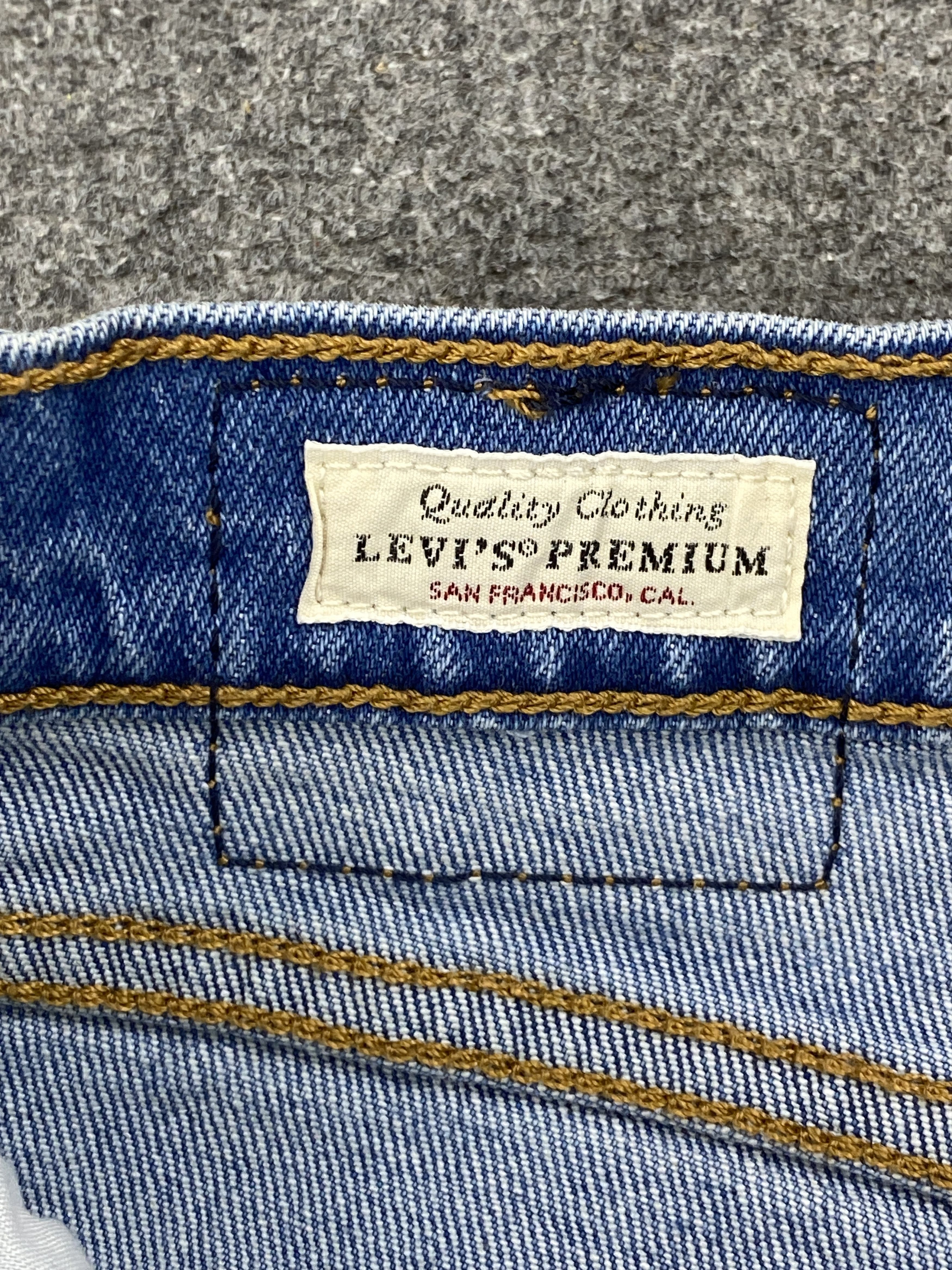 Levi's Vintage Levis 964 Big E Button Fly Jeans DP2320 Size US 26 / EU 42 - 9 Thumbnail