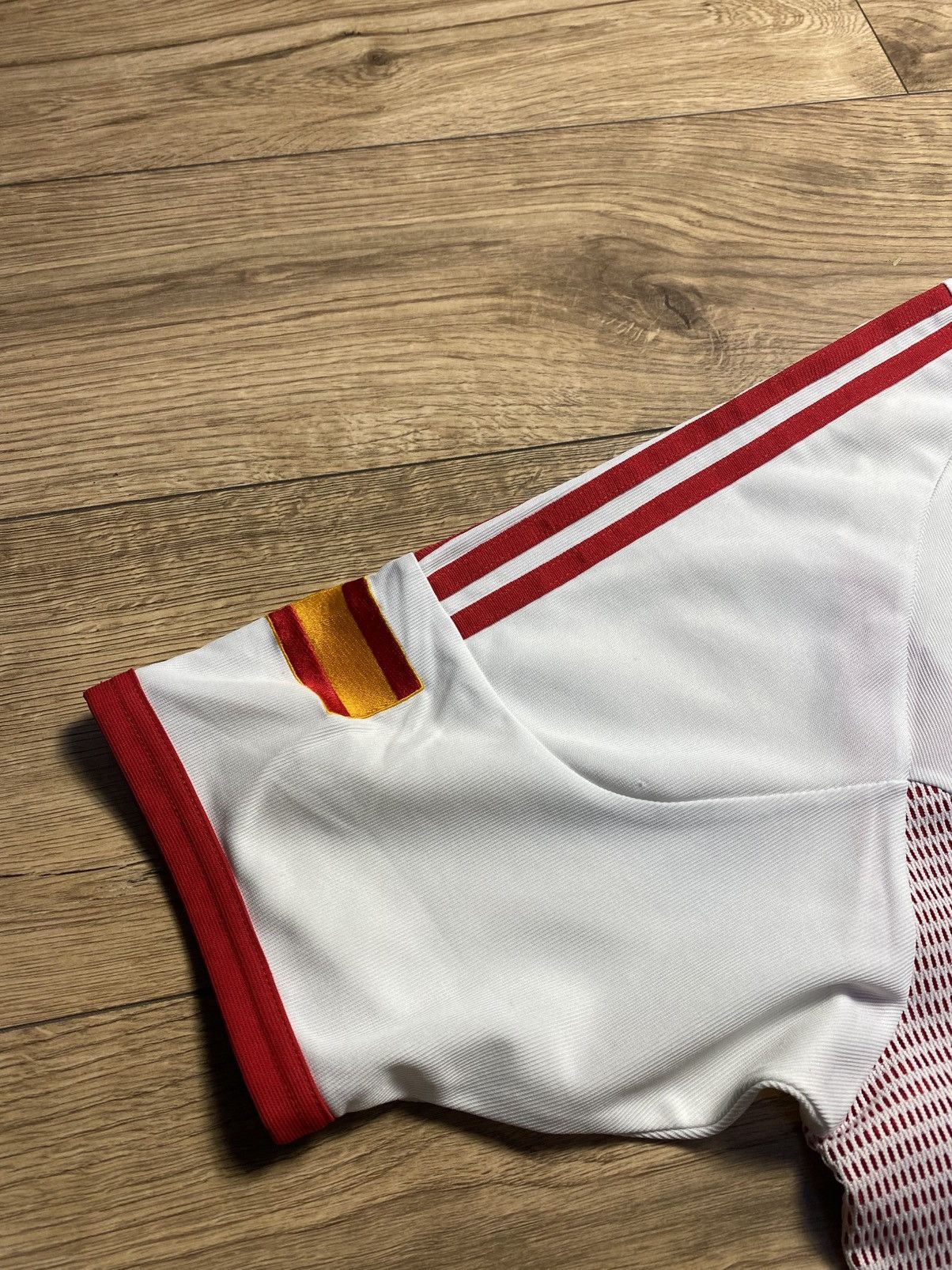 Adidas Vintage Adidas Spain Away Football Shirt 02-04 World Cup M Size US M / EU 48-50 / 2 - 4 Thumbnail