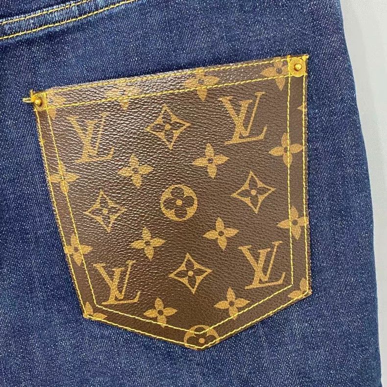 Louis Vuitton Louis Vuitton Louis Vuitton Denim Shorts for Women-2506 Size US 36 / EU 52 - 4 Thumbnail