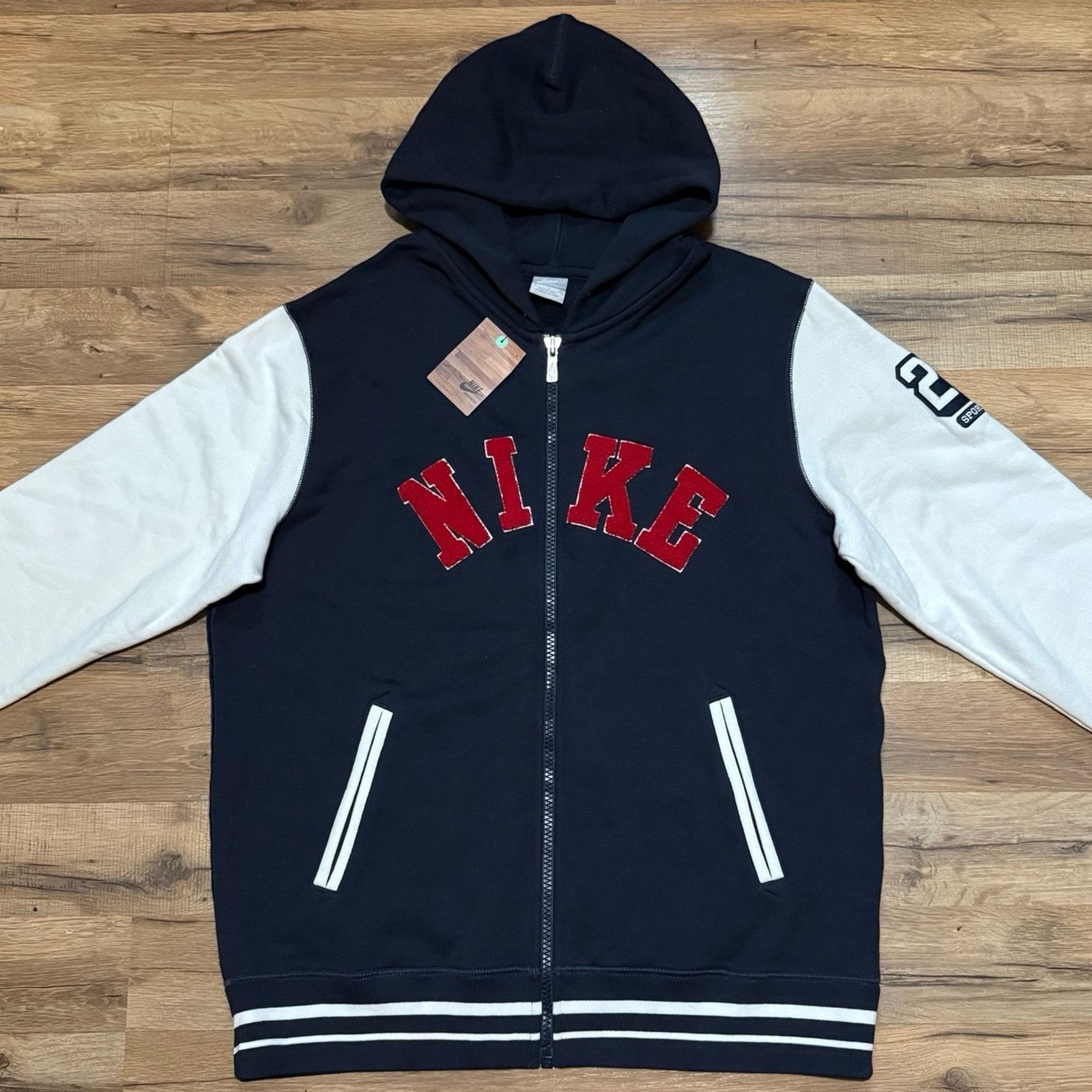 Nike 2010 Nike Spell Out Zip Up Varsity Style Hoodie Sweatshirt Size US XL / EU 56 / 4 - 2 Thumbnail
