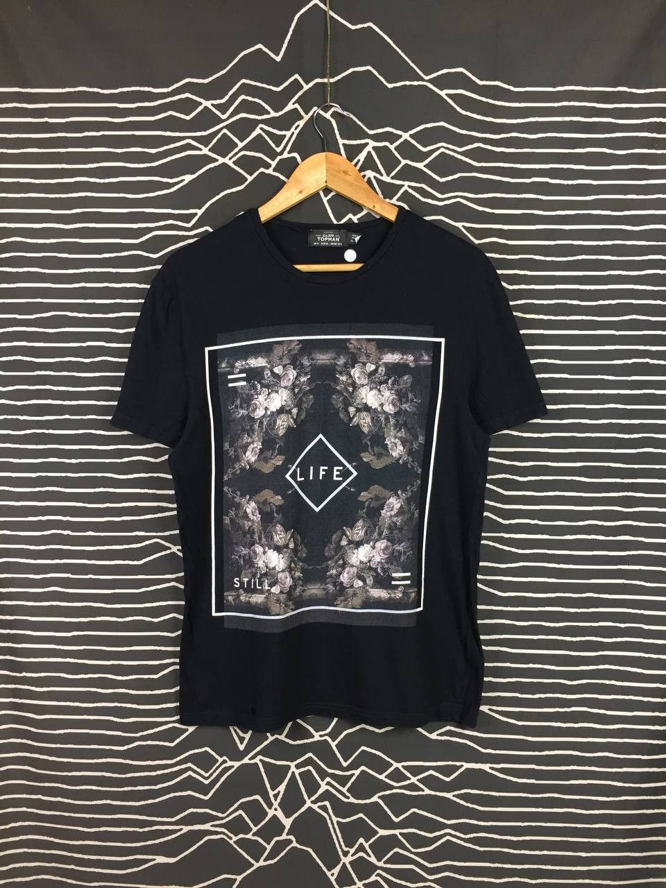 Topman Topman Still Life Flower Graphic Essential Tee Size S Size US S / EU 44-46 / 1 - 1 Thumbnail