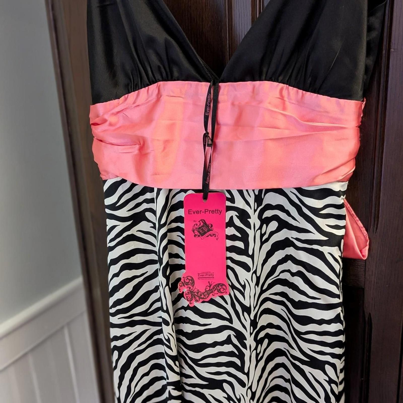 Designer Y2K Ever Pretty Iconic Pink and Zebra Maxi Dress Size L / US 10 / IT 46 - 3 Thumbnail