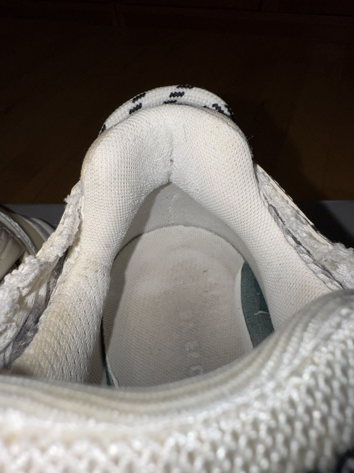 Balenciaga Balenciaga Runner Triple White Made In Italy Size US 8 / EU 41 - 13 Thumbnail