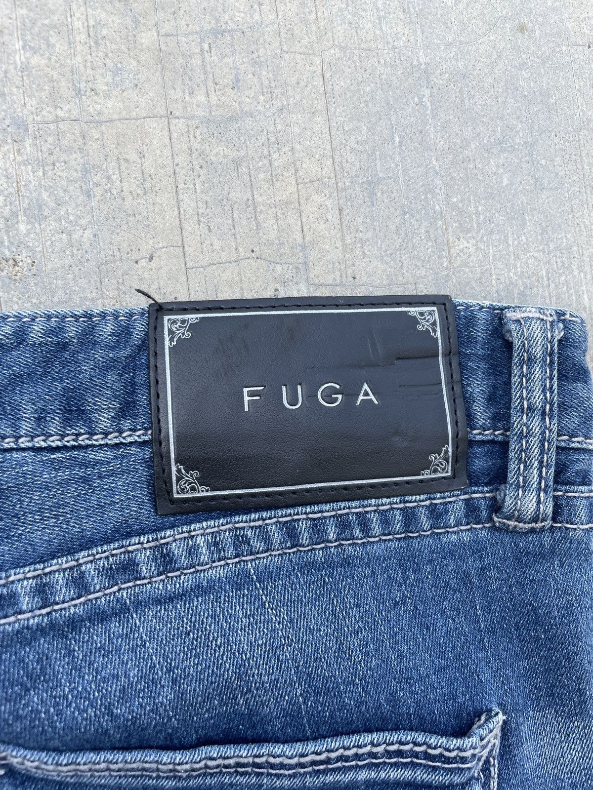 GOSTAR DE FUGA 2000s JAPANESE BRAND FUGA DISTRESSED SKINNY JEANS Size US 31 - 7 Thumbnail