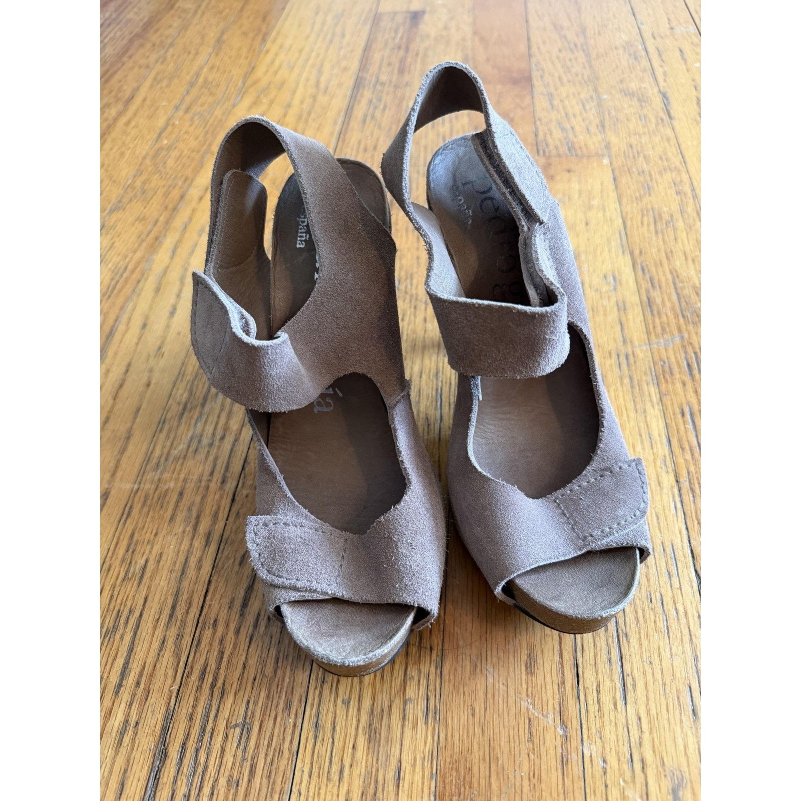 Pedro Garcia Pedro Garcia Shoes Sandals Womens Size 8 Beige Suede Size US 8 / IT 38 - 1 Thumbnail