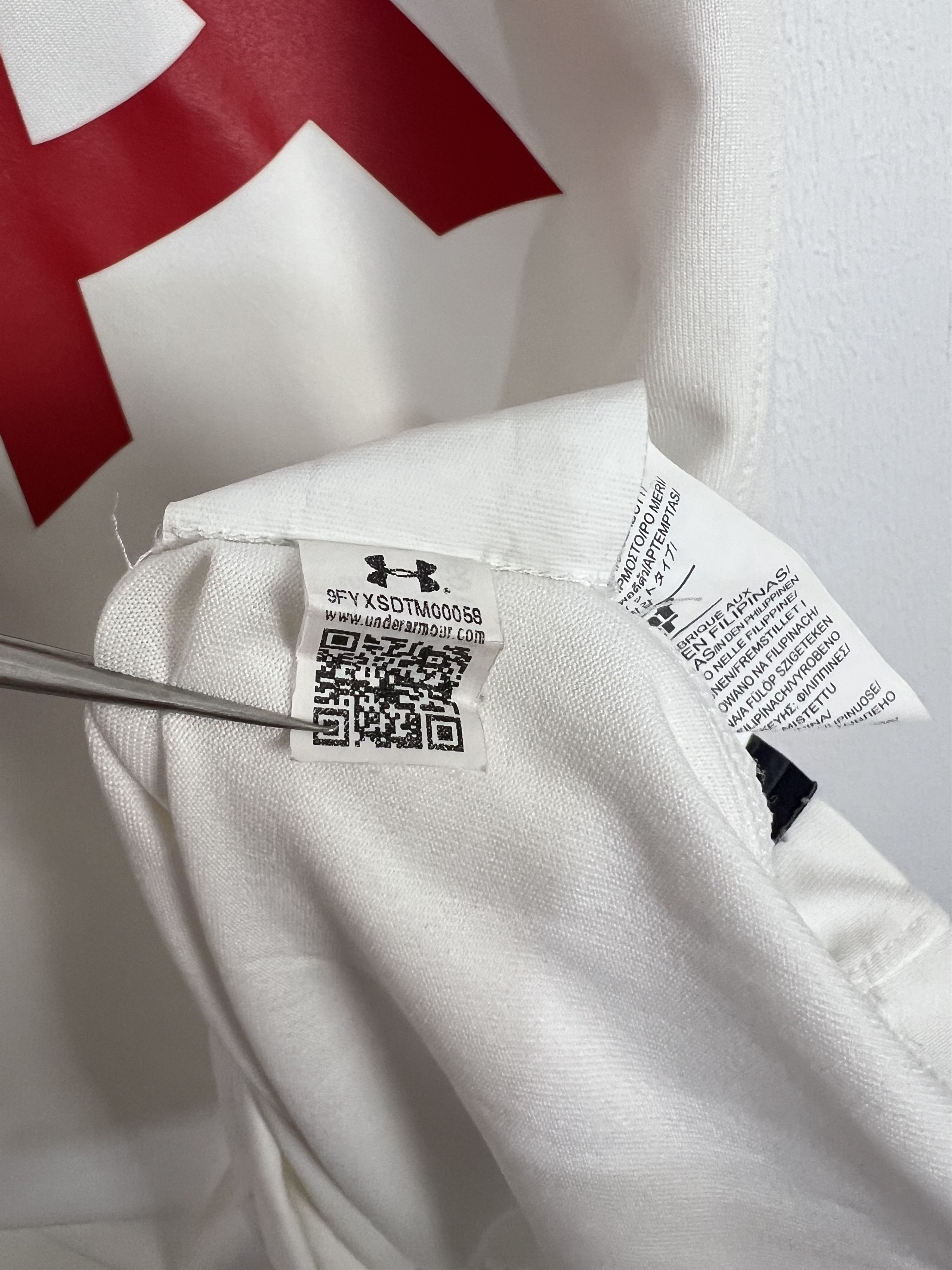 Under Armour Tottenham Hotspur Home football shirt 2016 Soccer #10 Kane Size US L / EU 52-54 / 3 - 15 Thumbnail
