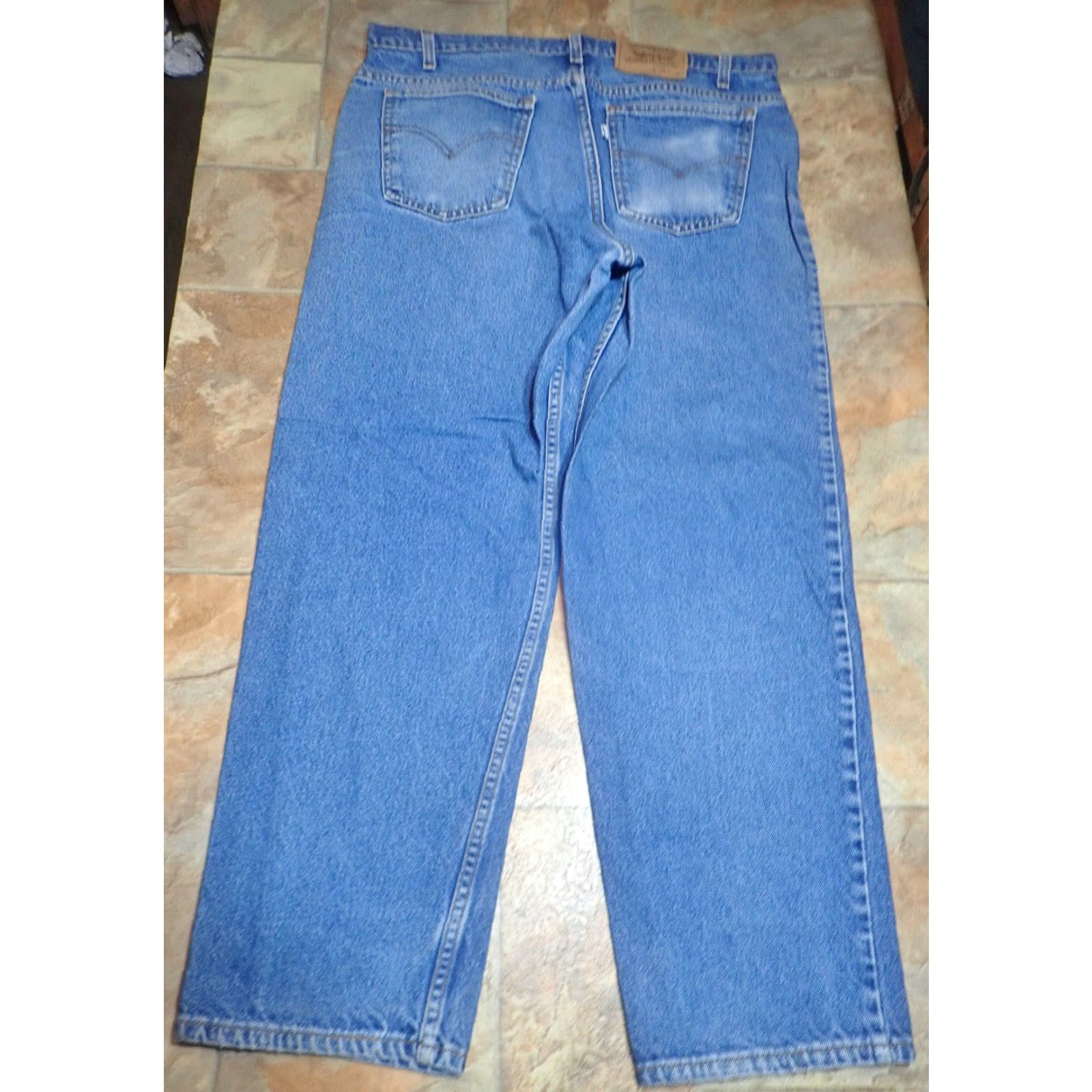 Levi's Vintage 90s Levi's Blue Jeans 38x28 Tag 38x30 (Tag 38x30 9s item title). Size US 38 / EU 54 - 2 Thumbnail